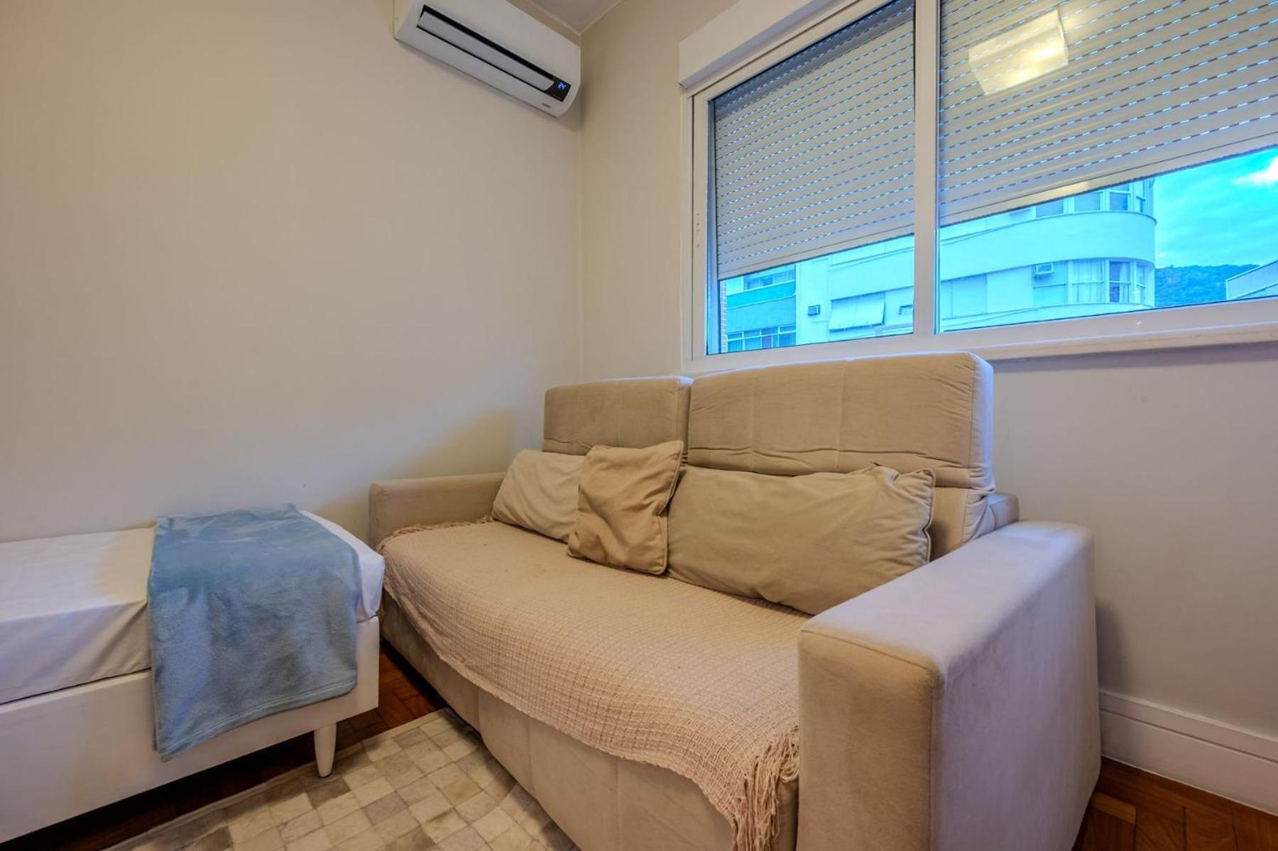 Apartment between Copa, Ipanema Arpoador