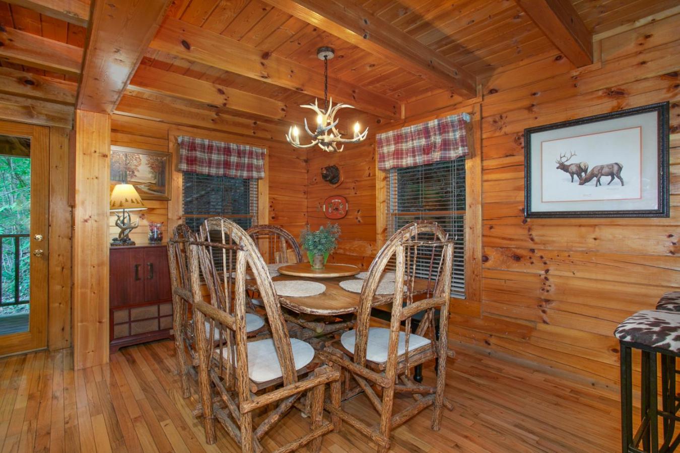 Jeremiahs Lodge Pet Friendly Grill Fireplace MORE