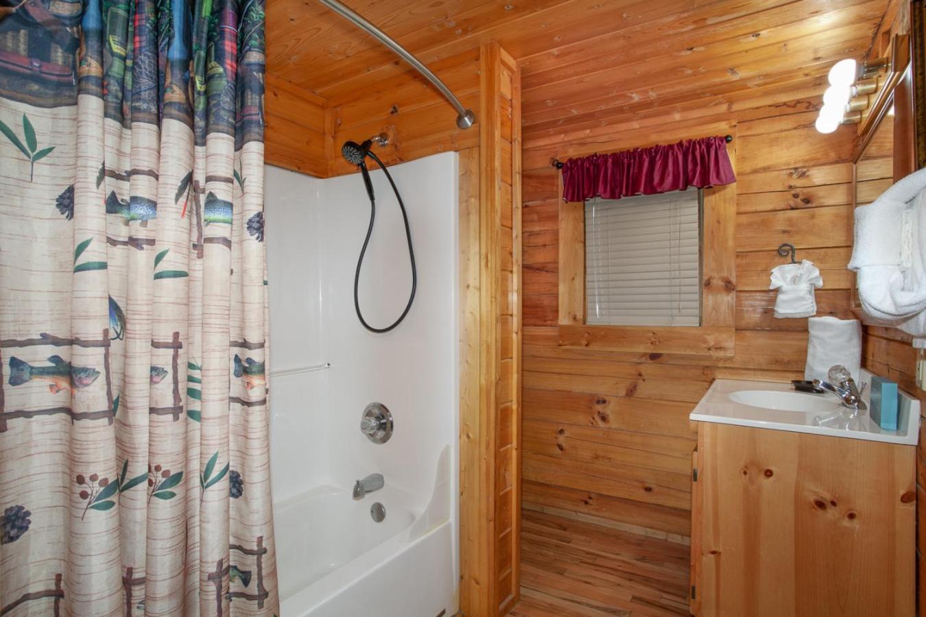 Jeremiahs Lodge Pet Friendly Grill Fireplace MORE