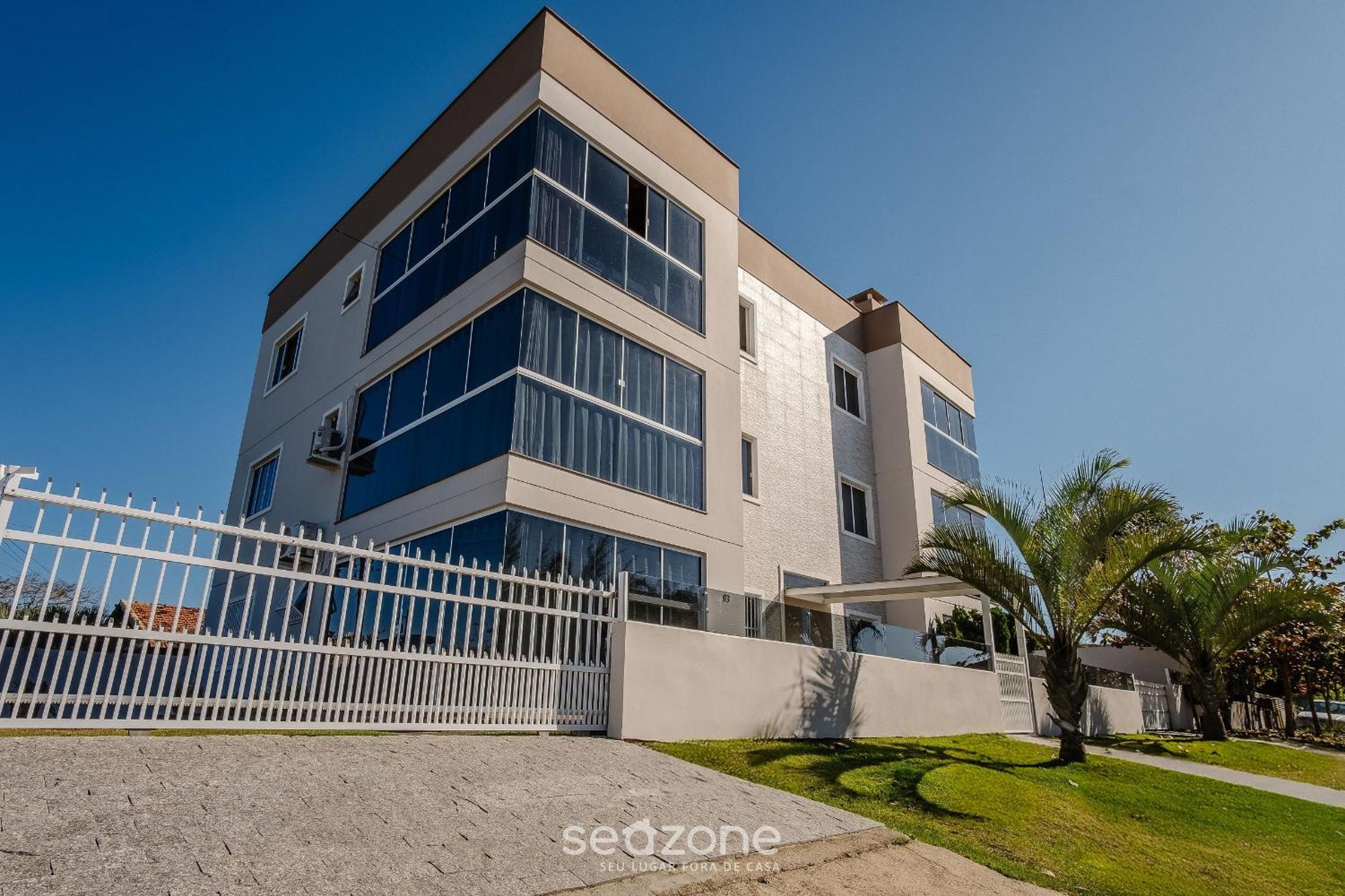 2 Bedroom Apartment 260m from the Beach RIB0201