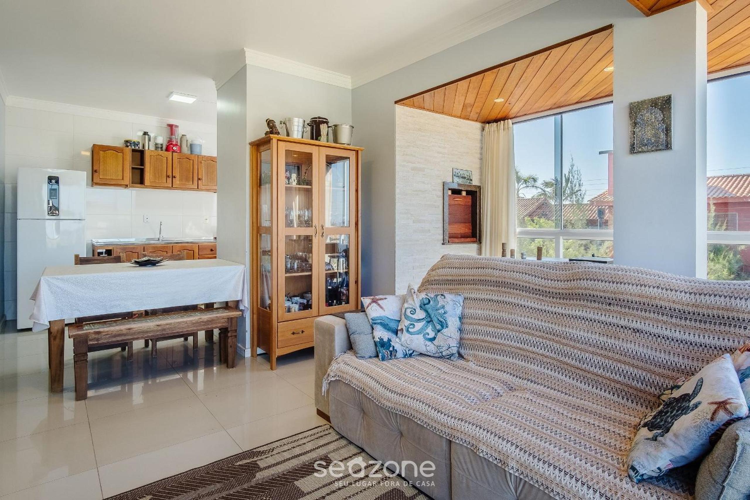 2 Bedroom Apartment 260m from the Beach RIB0201