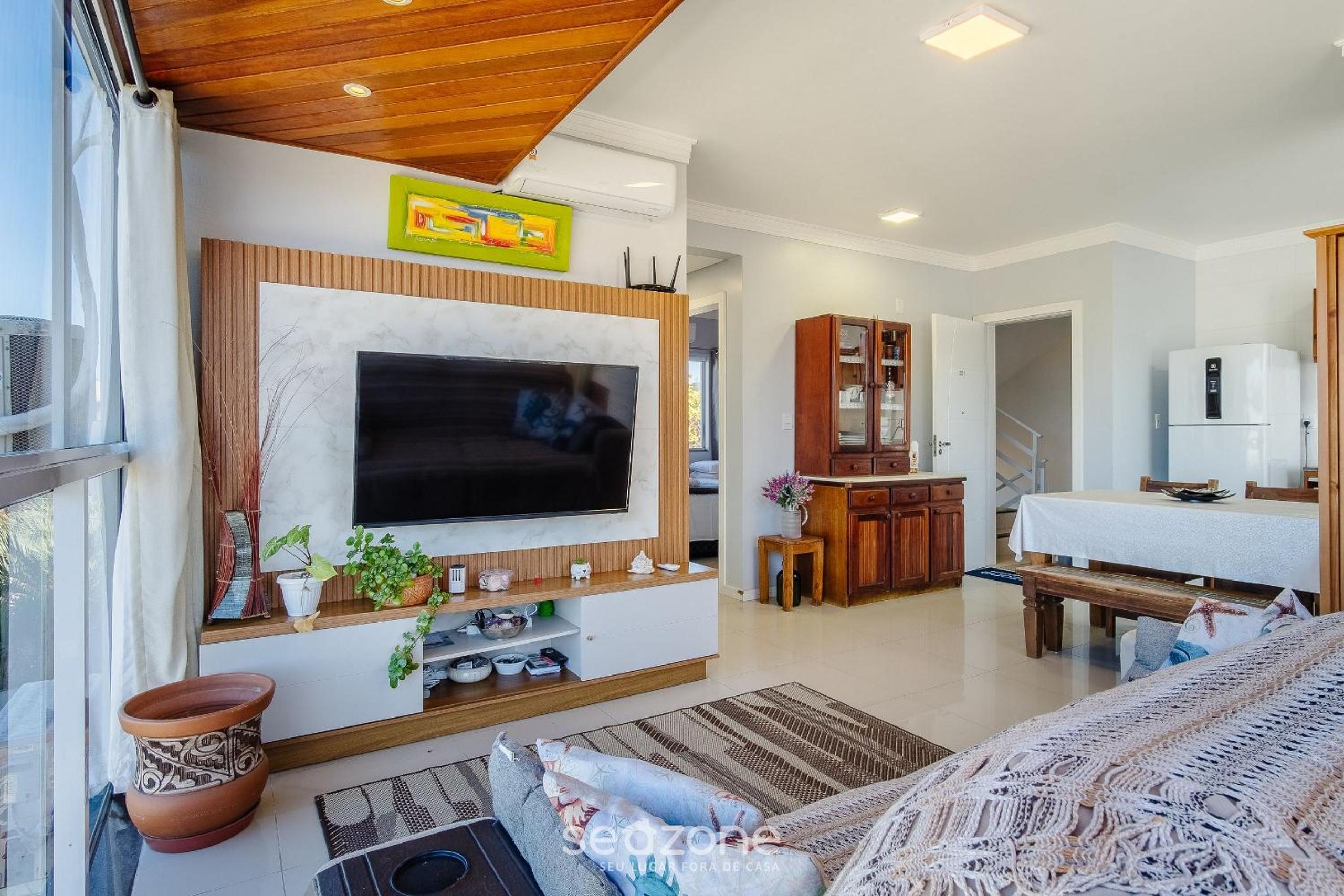 2 Bedroom Apartment 260m from the Beach RIB0201