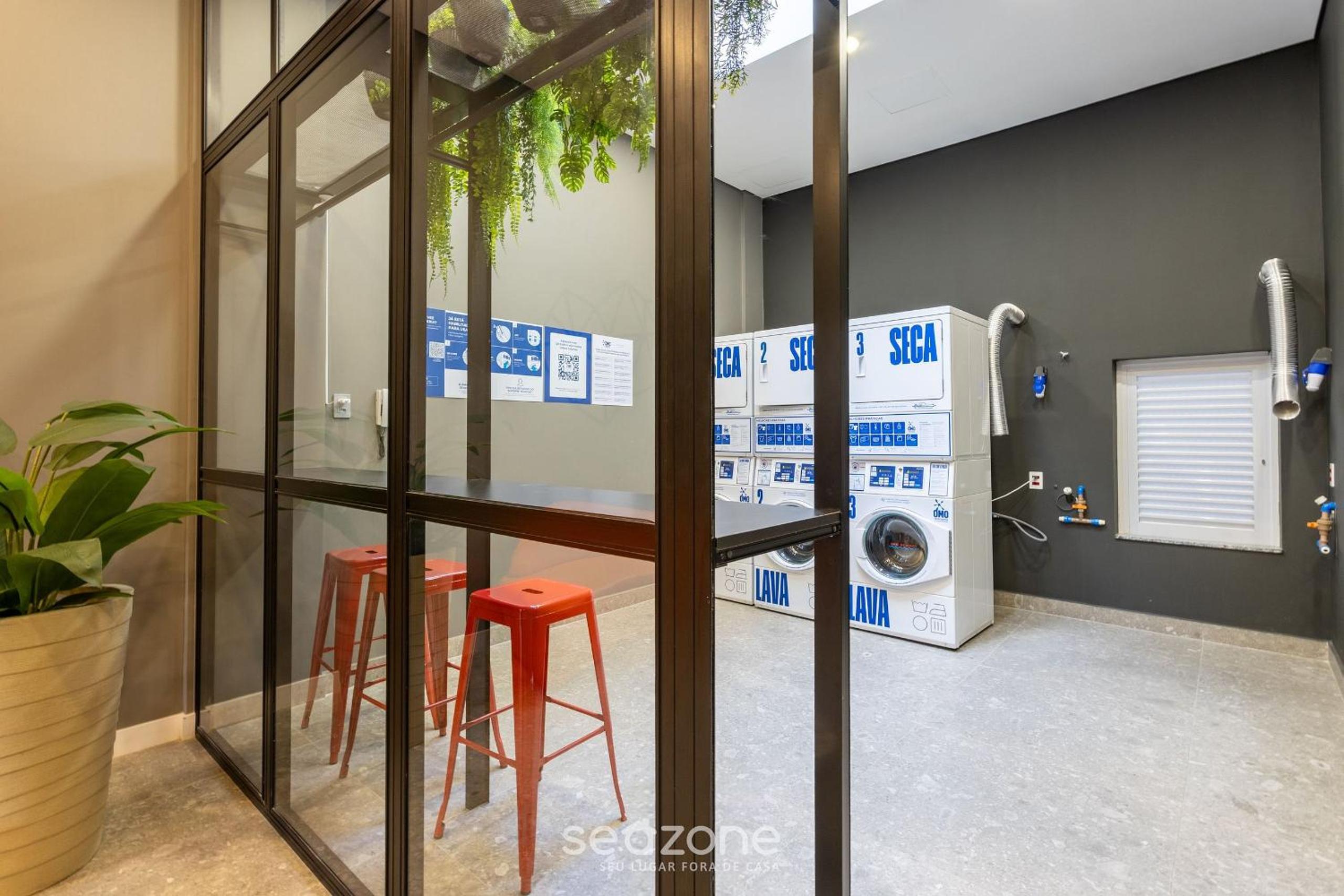 Modern Studios 500m from the Metro in Pinheiros - CPM