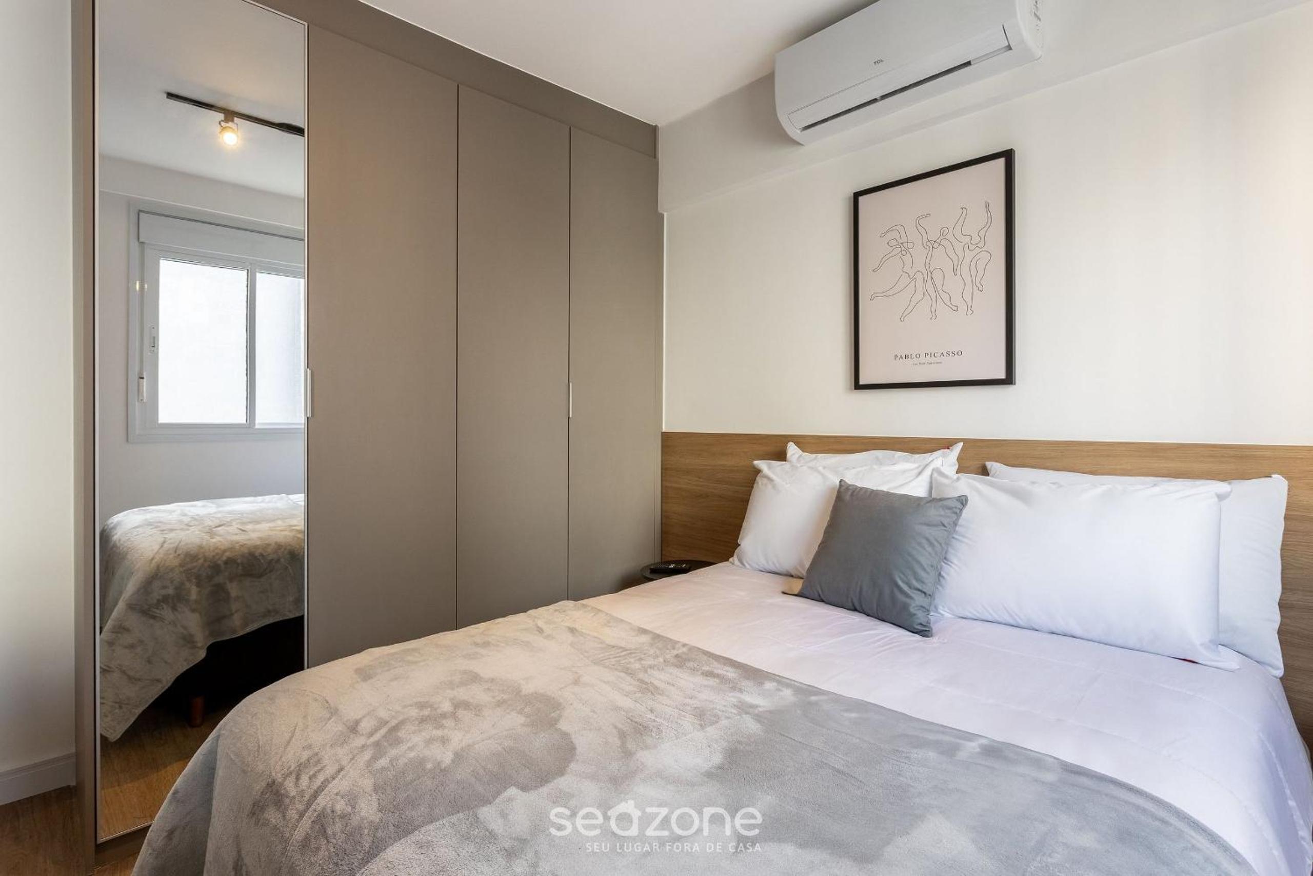 Modern Studios 500m from the Metro in Pinheiros - CPM