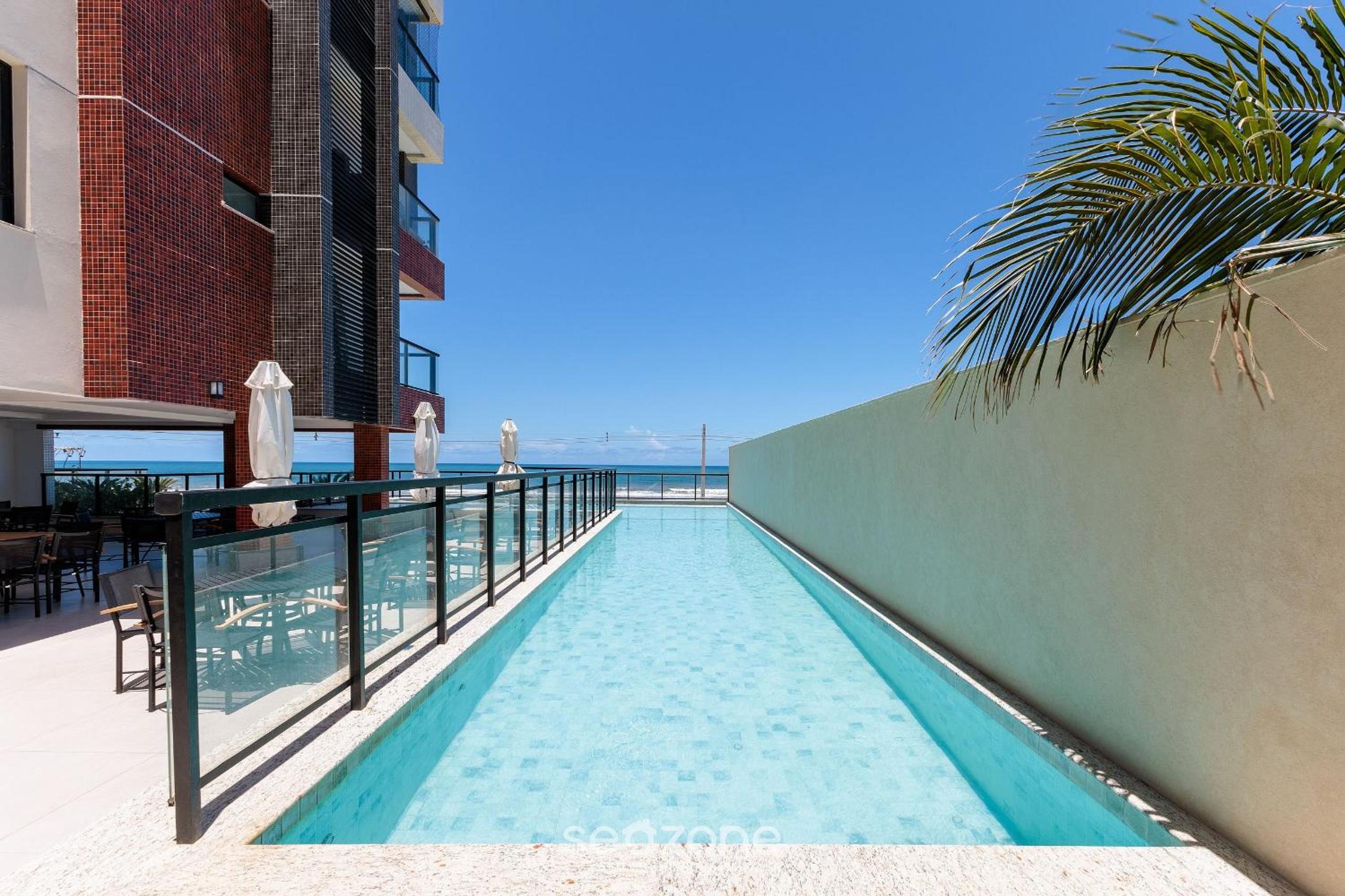 Beachfront Building with Pool - CPK