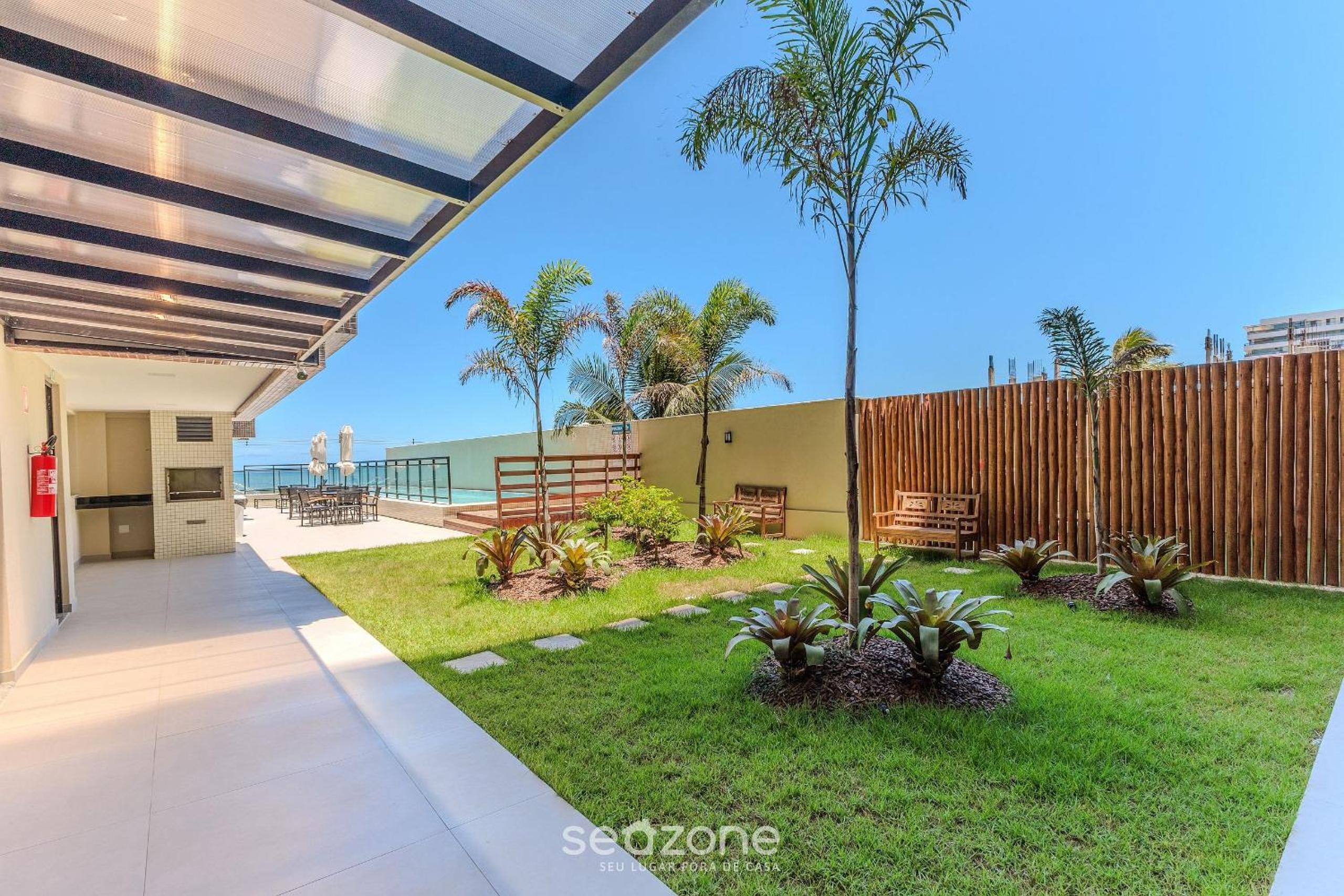 Beachfront Building with Pool - CPK