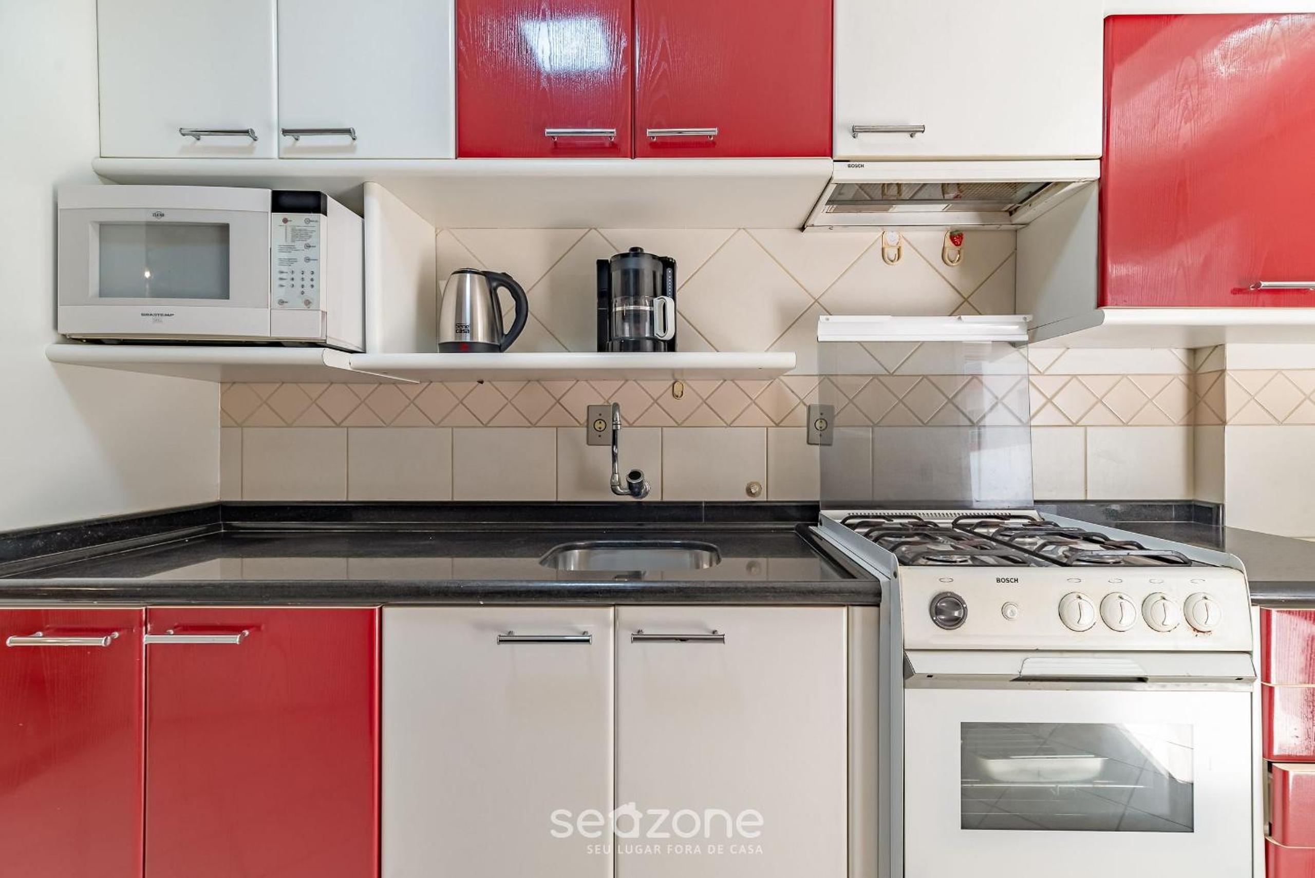 3BR Apt w/ BBQ 80m from Beach ERV0101