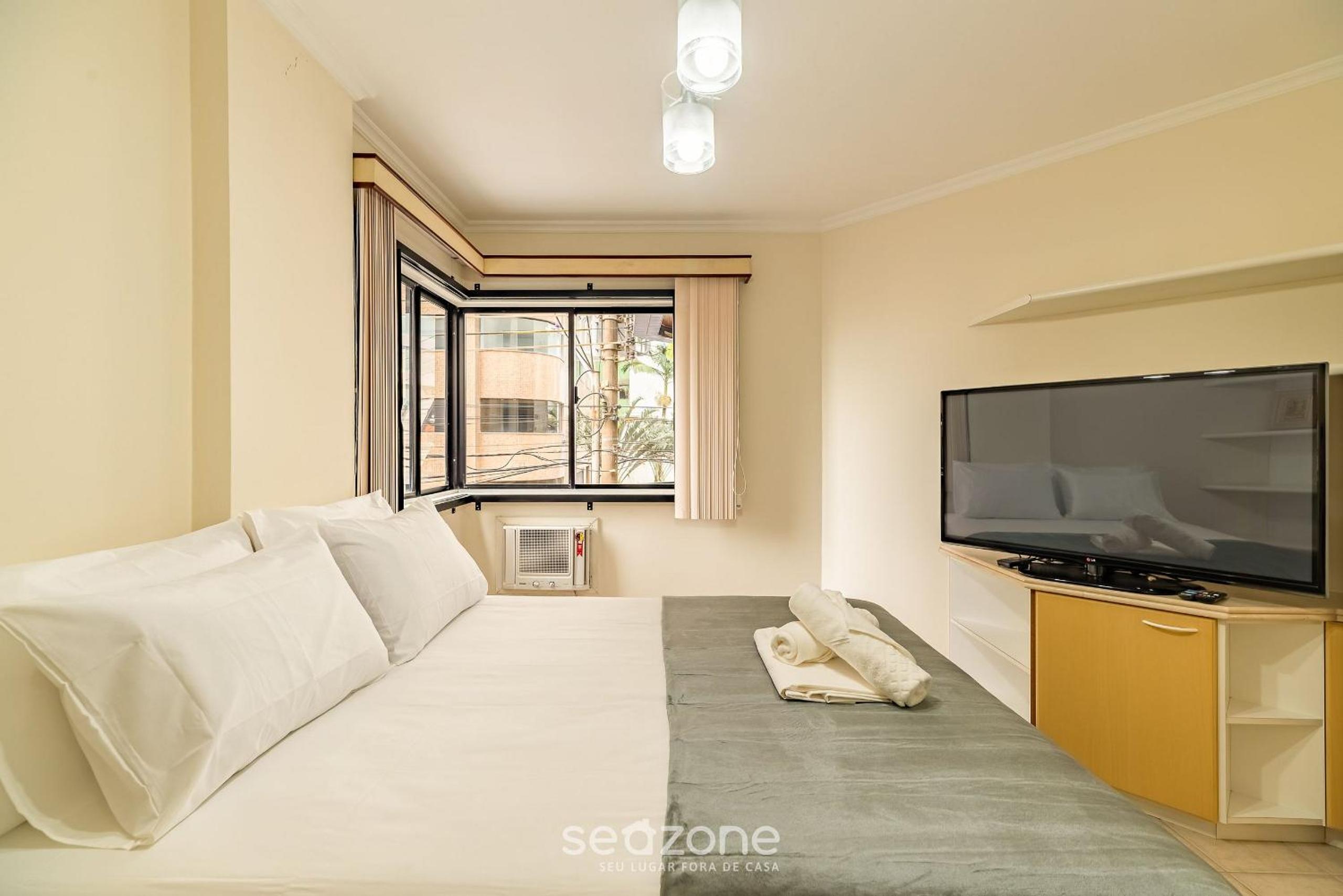 3BR Apt w/ BBQ 80m from Beach ERV0101