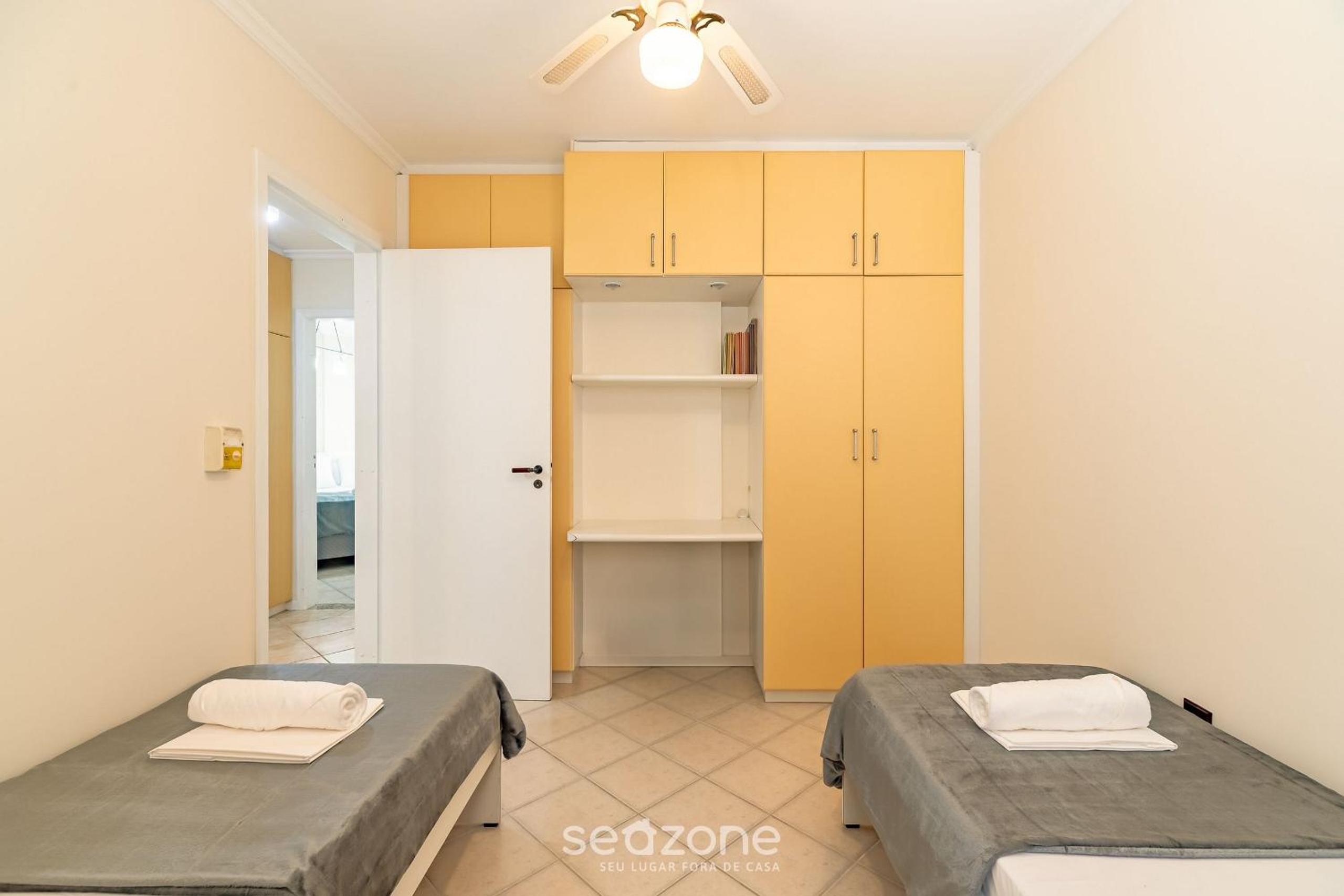 3BR Apt w/ BBQ 80m from Beach ERV0101
