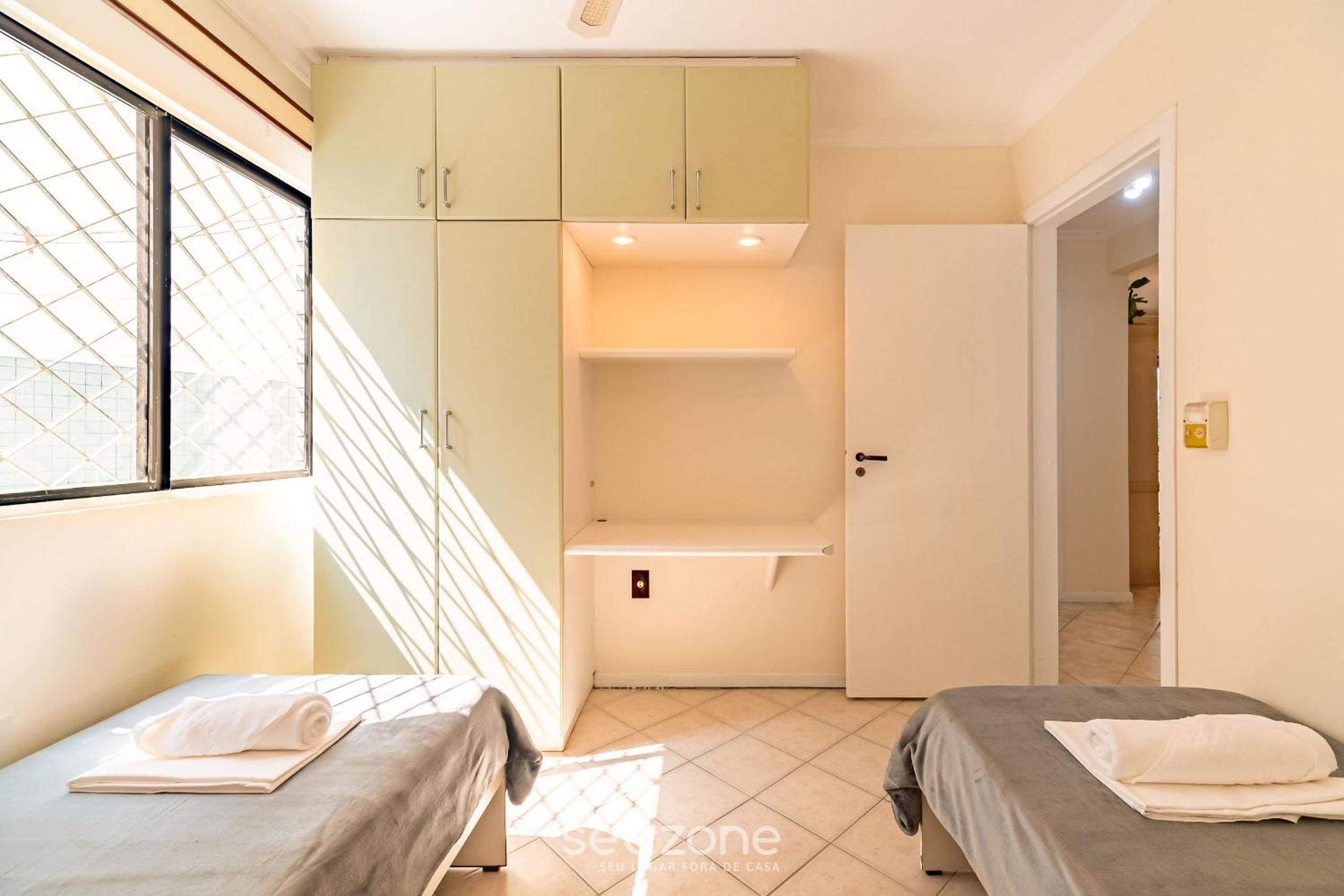 3BR Apt w/ BBQ 80m from Beach ERV0101