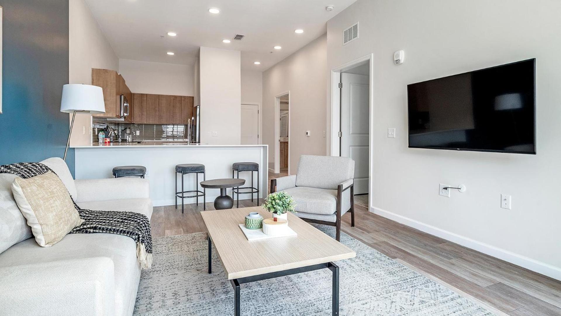 Landing Incredible 1BD Gym Clubhouse