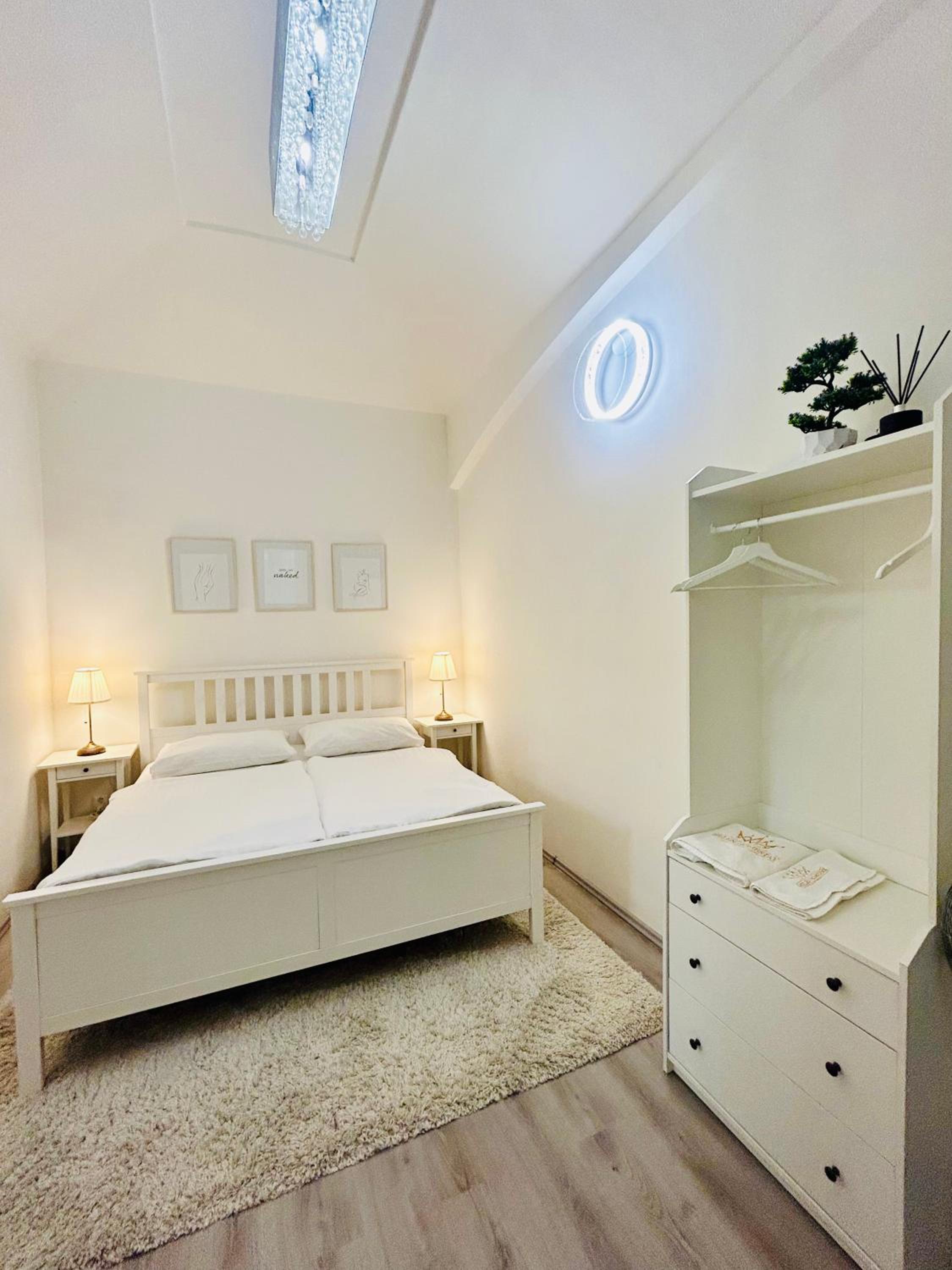 Elegant Cozy Apartment In center Prague