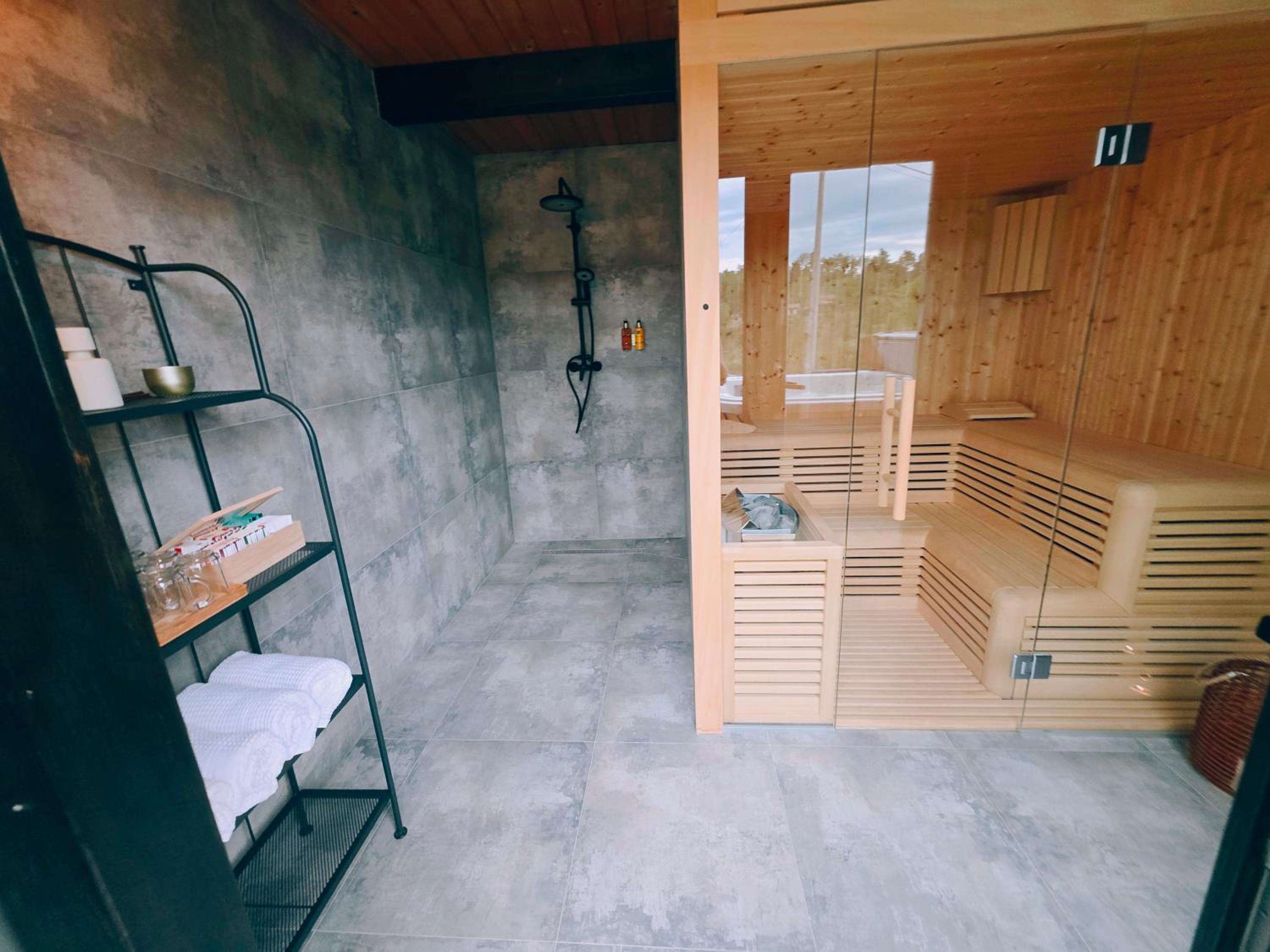 Kuća za odmor Kiara - bazen, jacuzzi i sauna