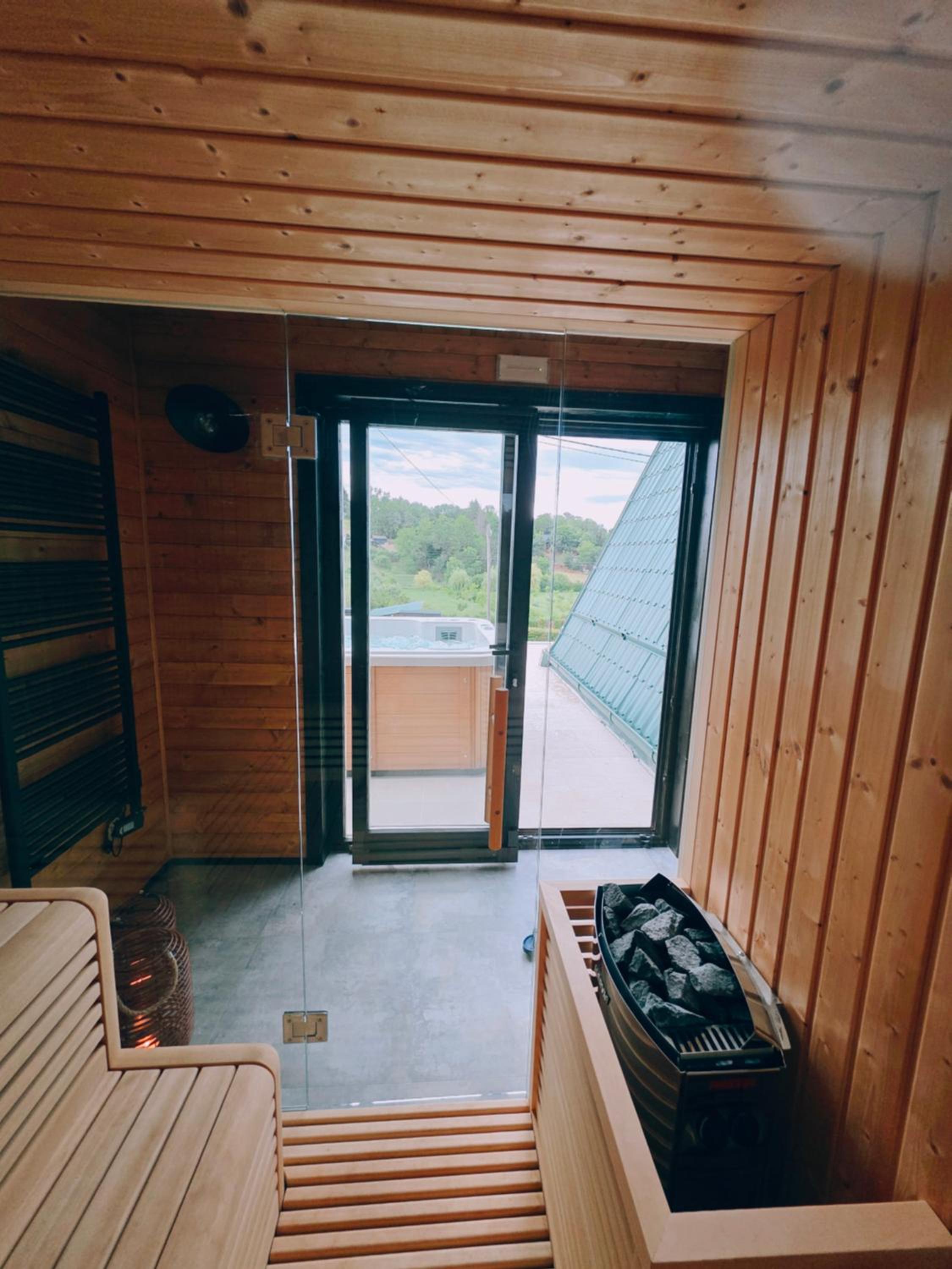 Kuća za odmor Kiara - bazen, jacuzzi i sauna