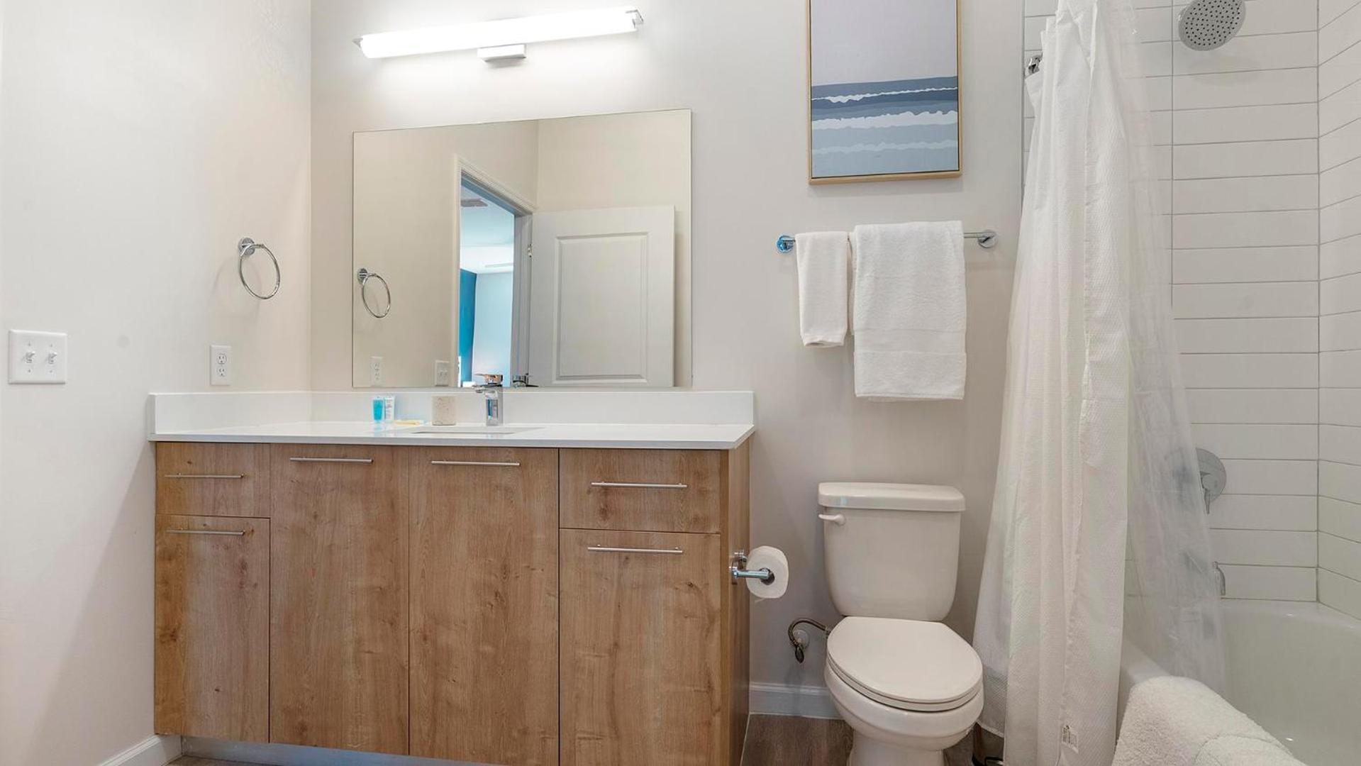 Landing Incredible 1BD Gym Clubhouse