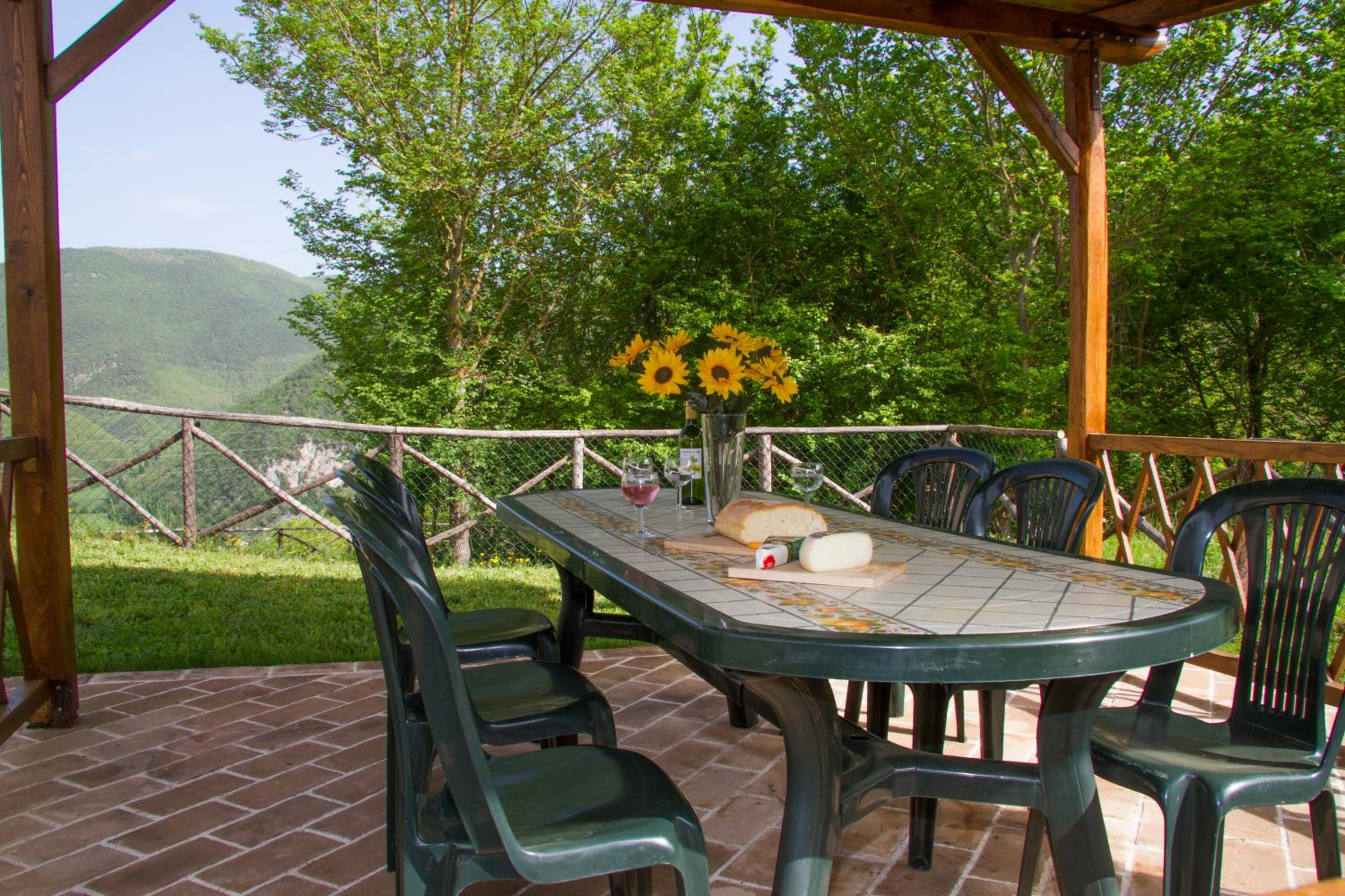 Casale Coccinella view 3