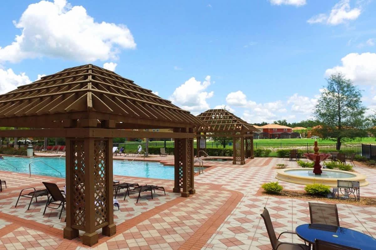 Lakeview 4Bd Family Villa w Pool Bella Vida Resort