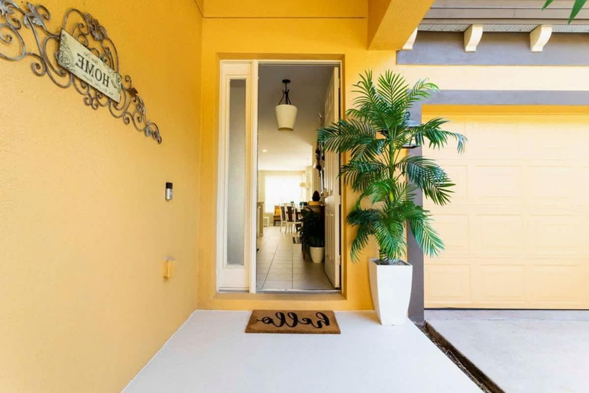 Lakeview 4Bd Family Villa w Pool Bella Vida Resort