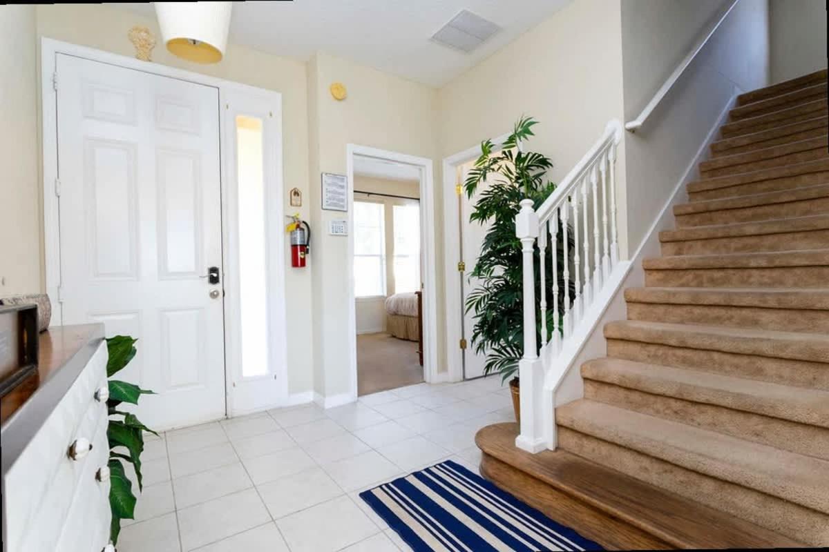 Lakeview 4Bd Family Villa w Pool Bella Vida Resort