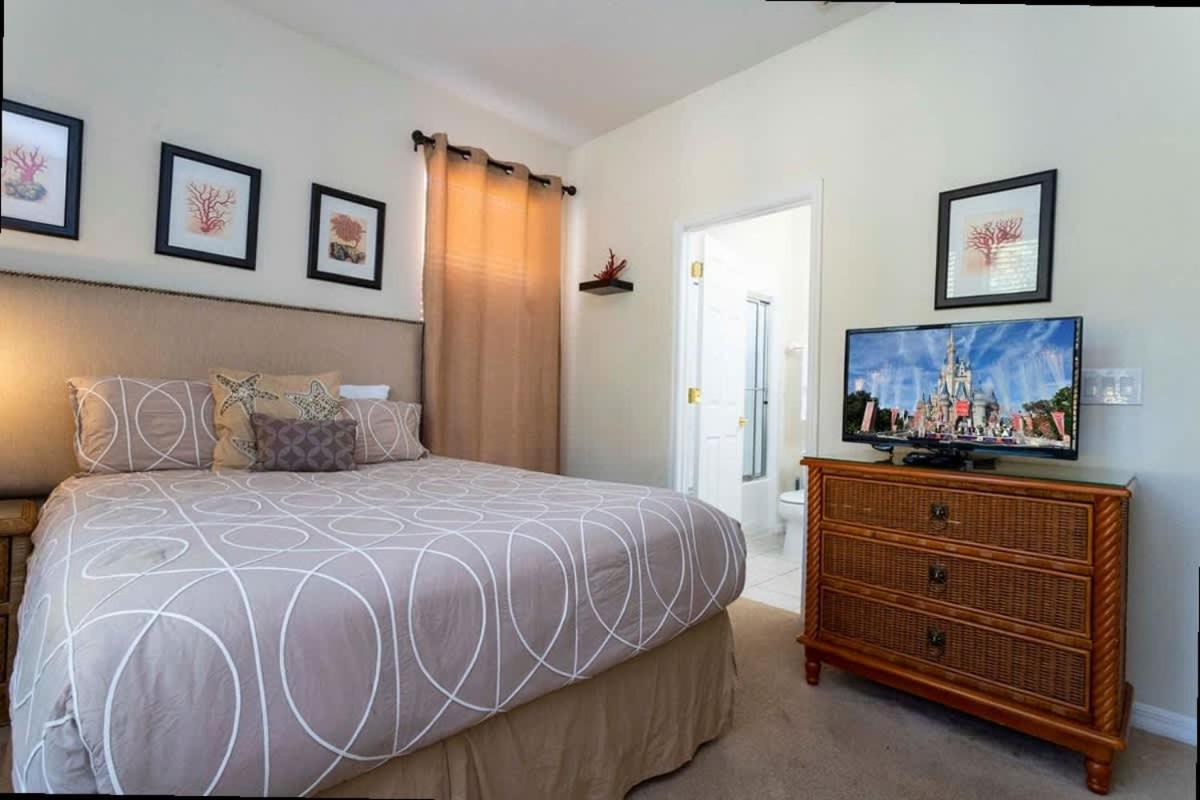 Lakeview 4Bd Family Villa w Pool Bella Vida Resort