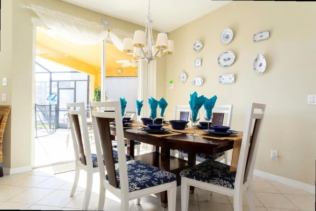 Lakeview 4Bd Family Villa w Pool Bella Vida Resort