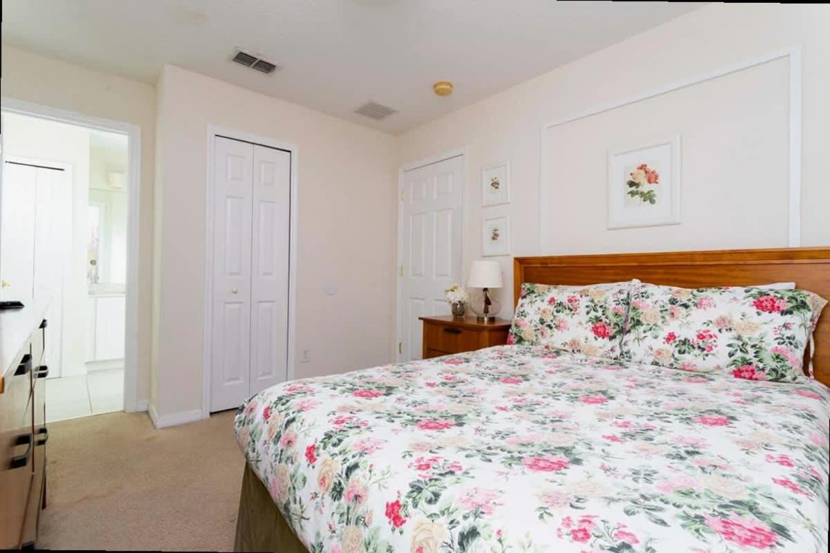 Lakeview 4Bd Family Villa w Pool Bella Vida Resort