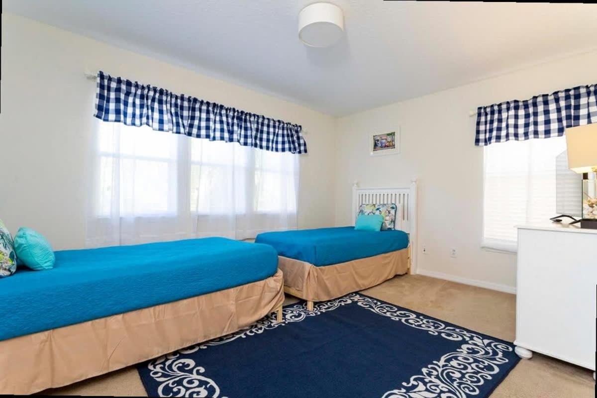 Lakeview 4Bd Family Villa w Pool Bella Vida Resort
