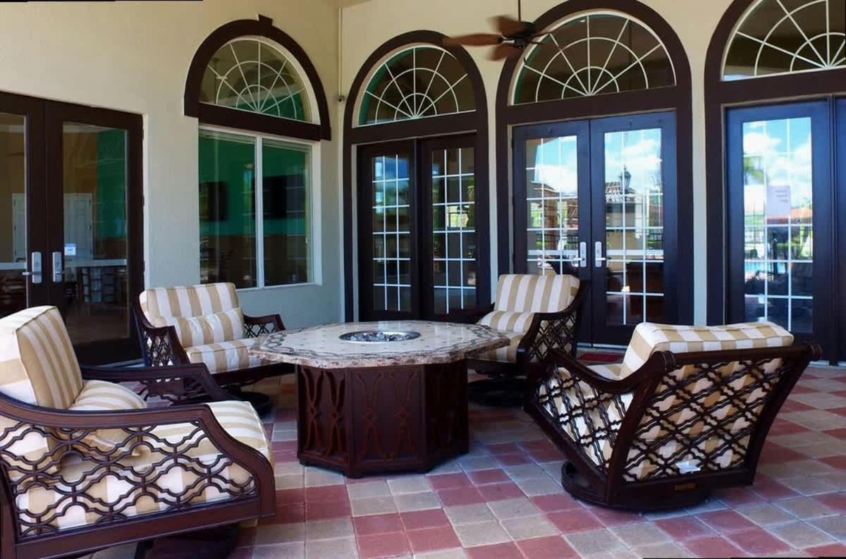 Lakeview 4Bd Family Villa w Pool Bella Vida Resort