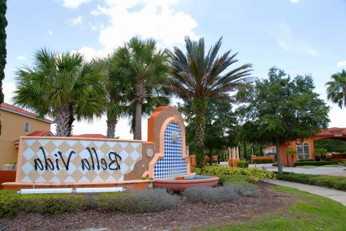 Lakeview 4Bd Family Villa w Pool Bella Vida Resort