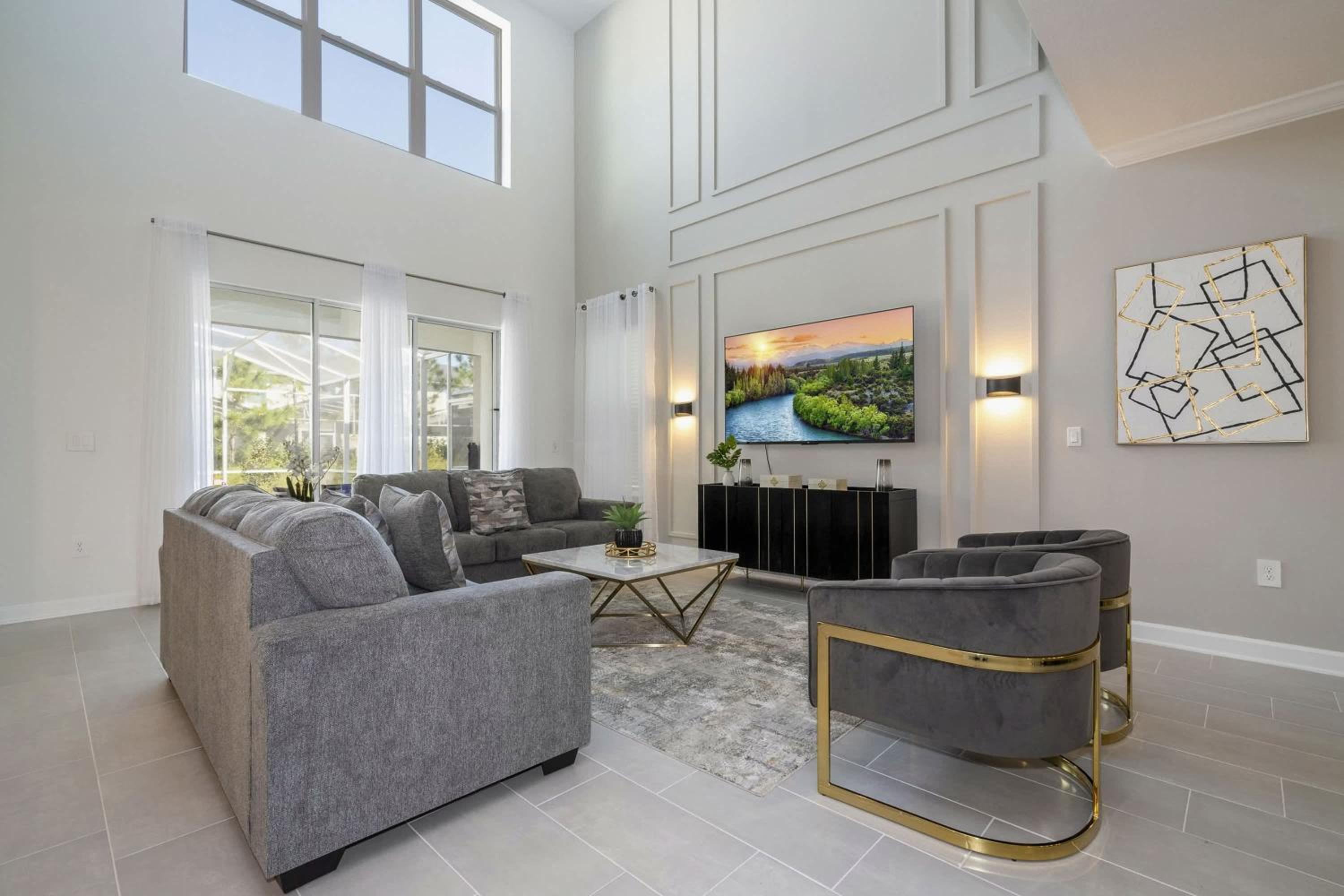 Themed 5Bd Family Villa w Pool & Spa Near Disney