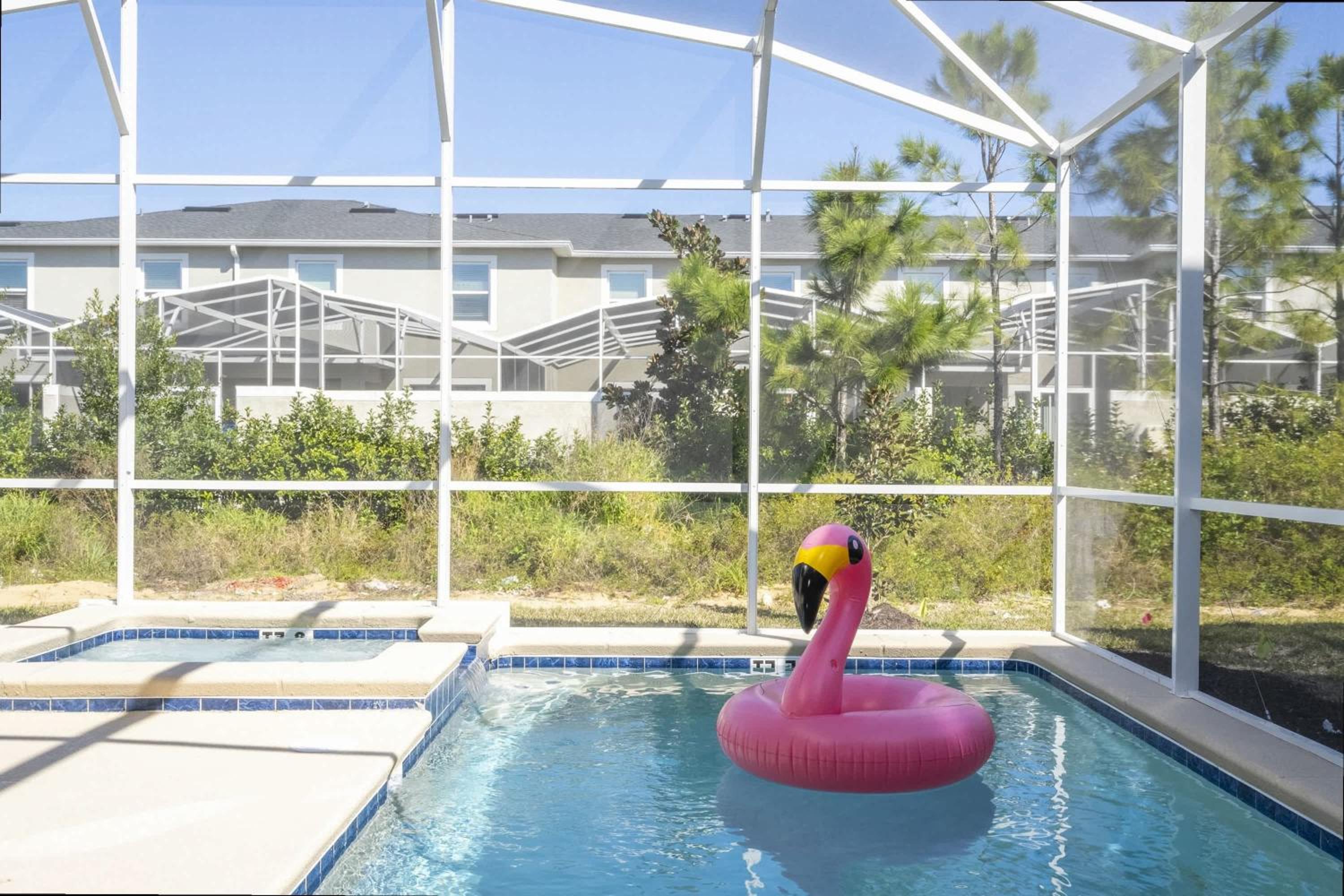 Themed 5Bd Family Villa w Pool & Spa Near Disney