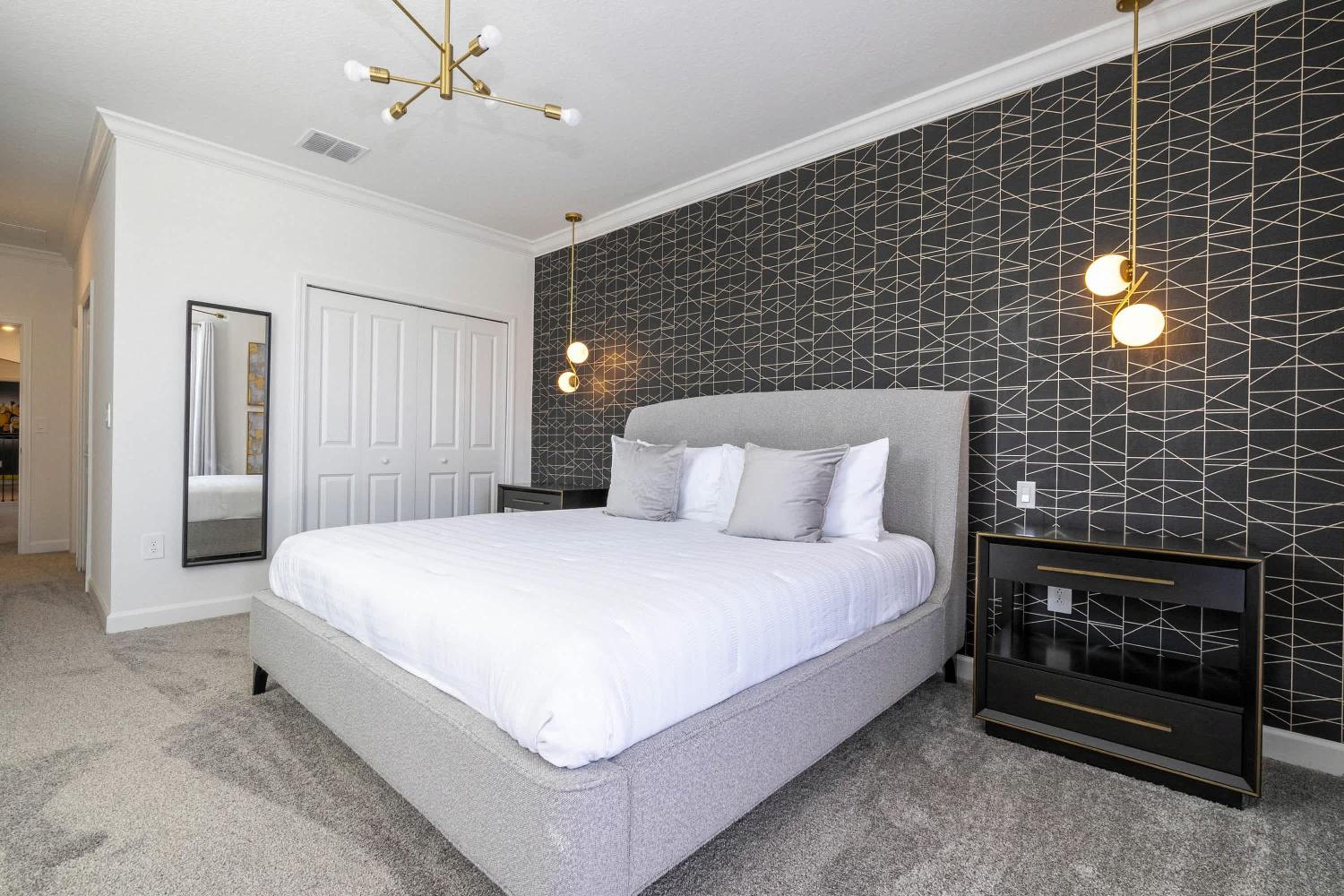 Themed 5Bd Family Villa w Pool & Spa Near Disney