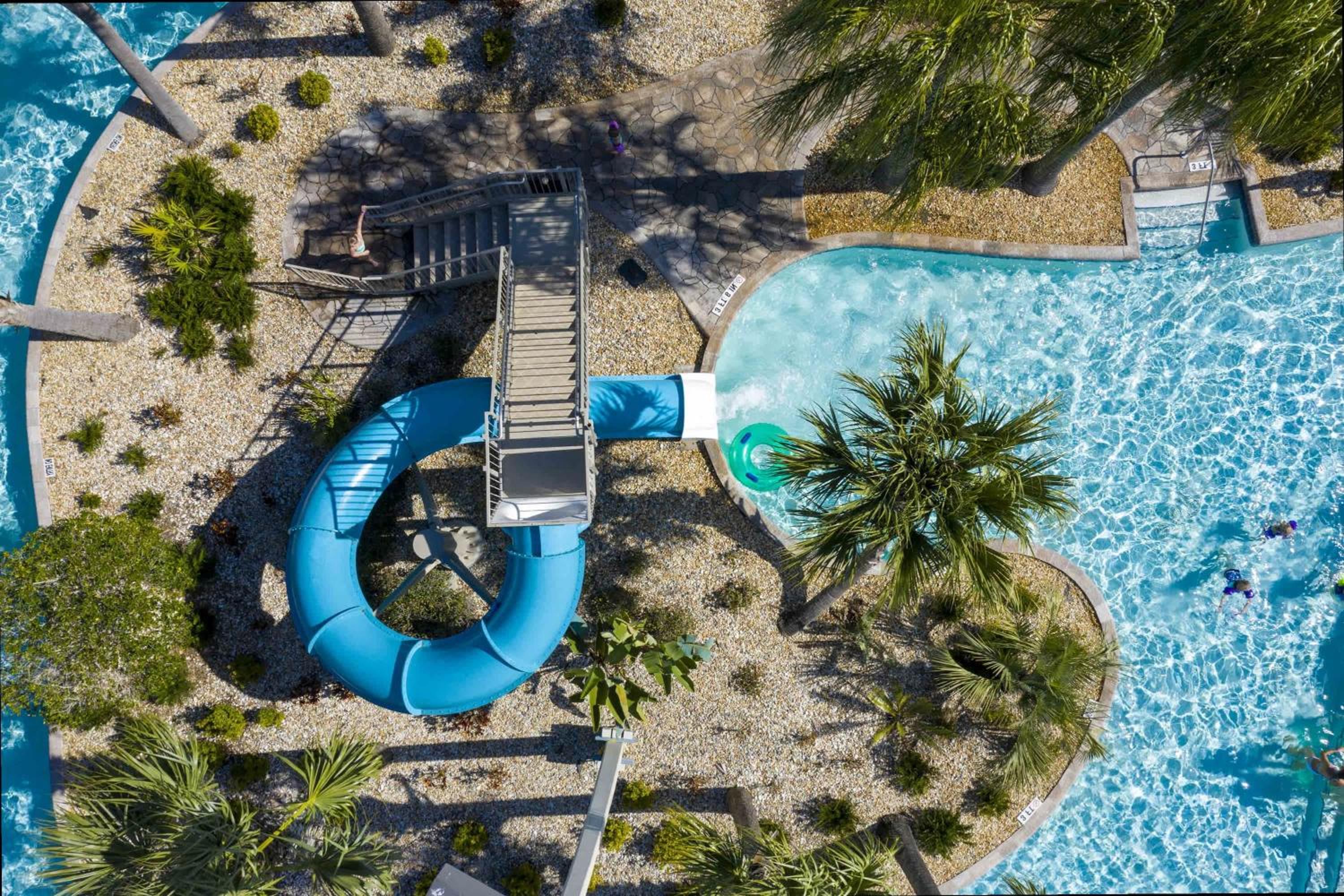 Themed 5Bd Family Villa w Pool & Spa Near Disney