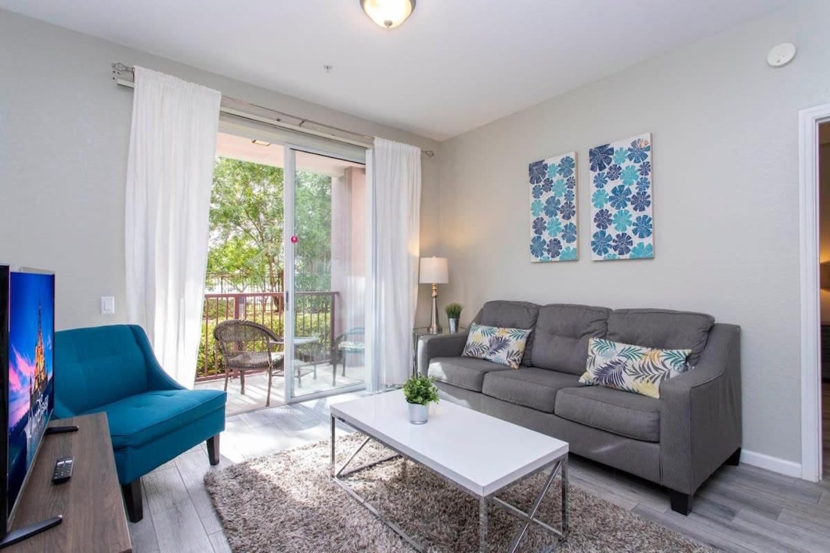 Magnificent 2 Bedroom Apt Vista Cay Resort 107