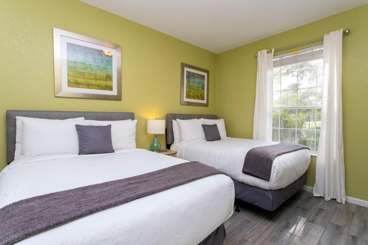 Magnificent 2 Bedroom Apt Vista Cay Resort 107