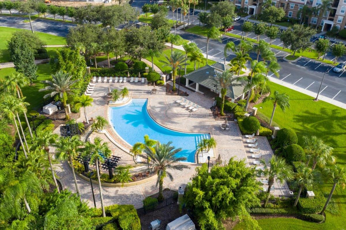 Magnificent 2 Bedroom Apt Vista Cay Resort 107