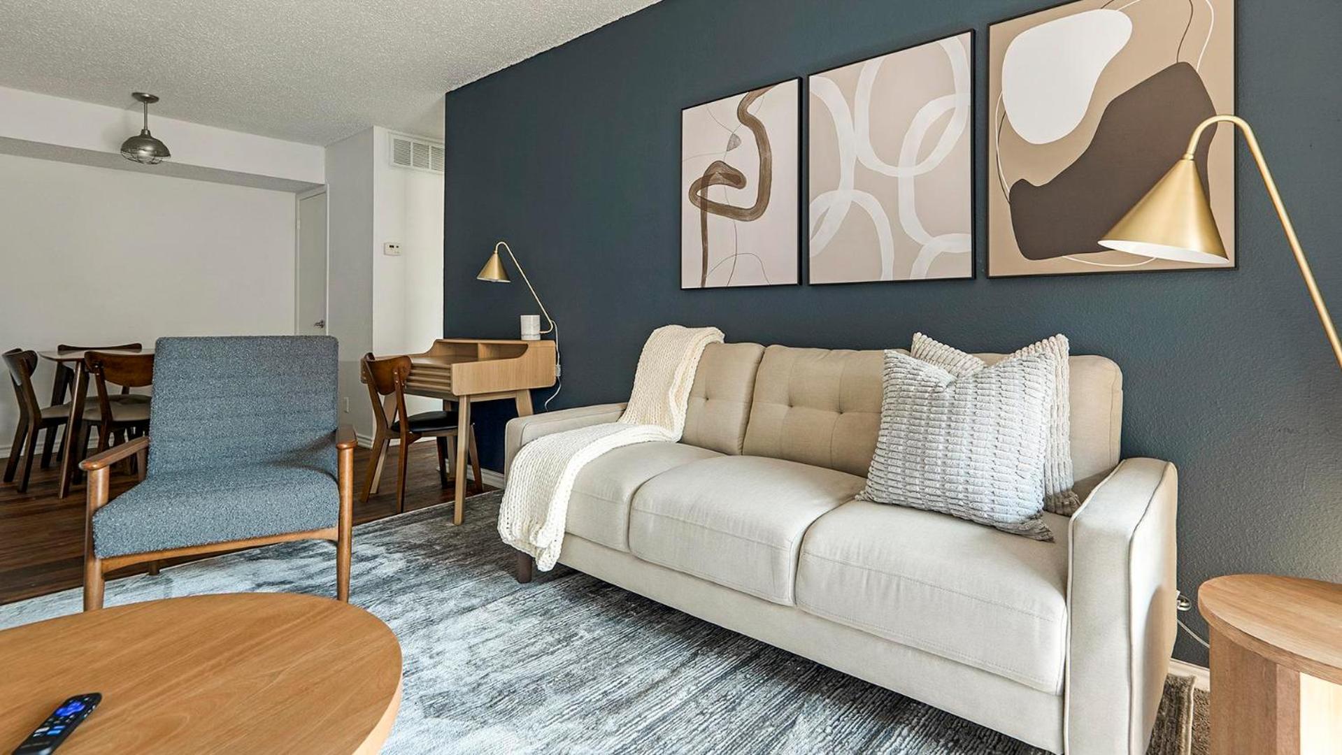 Landing Apartments - Austin