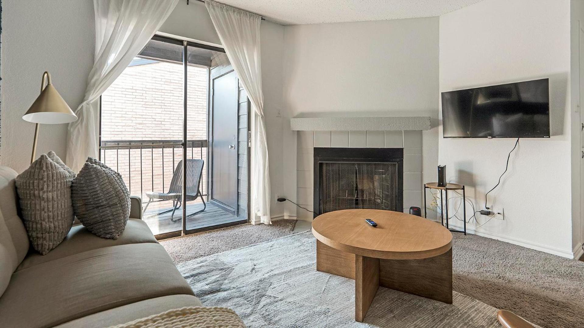 Landing Apartments - Austin
