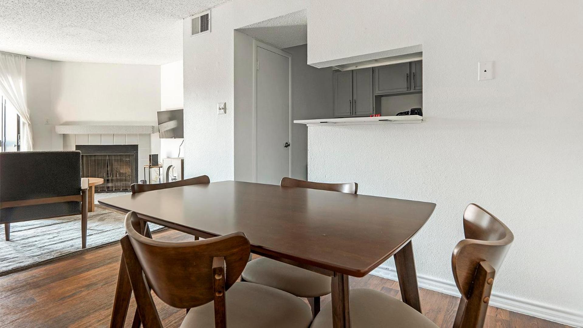 Landing Apartments - Austin