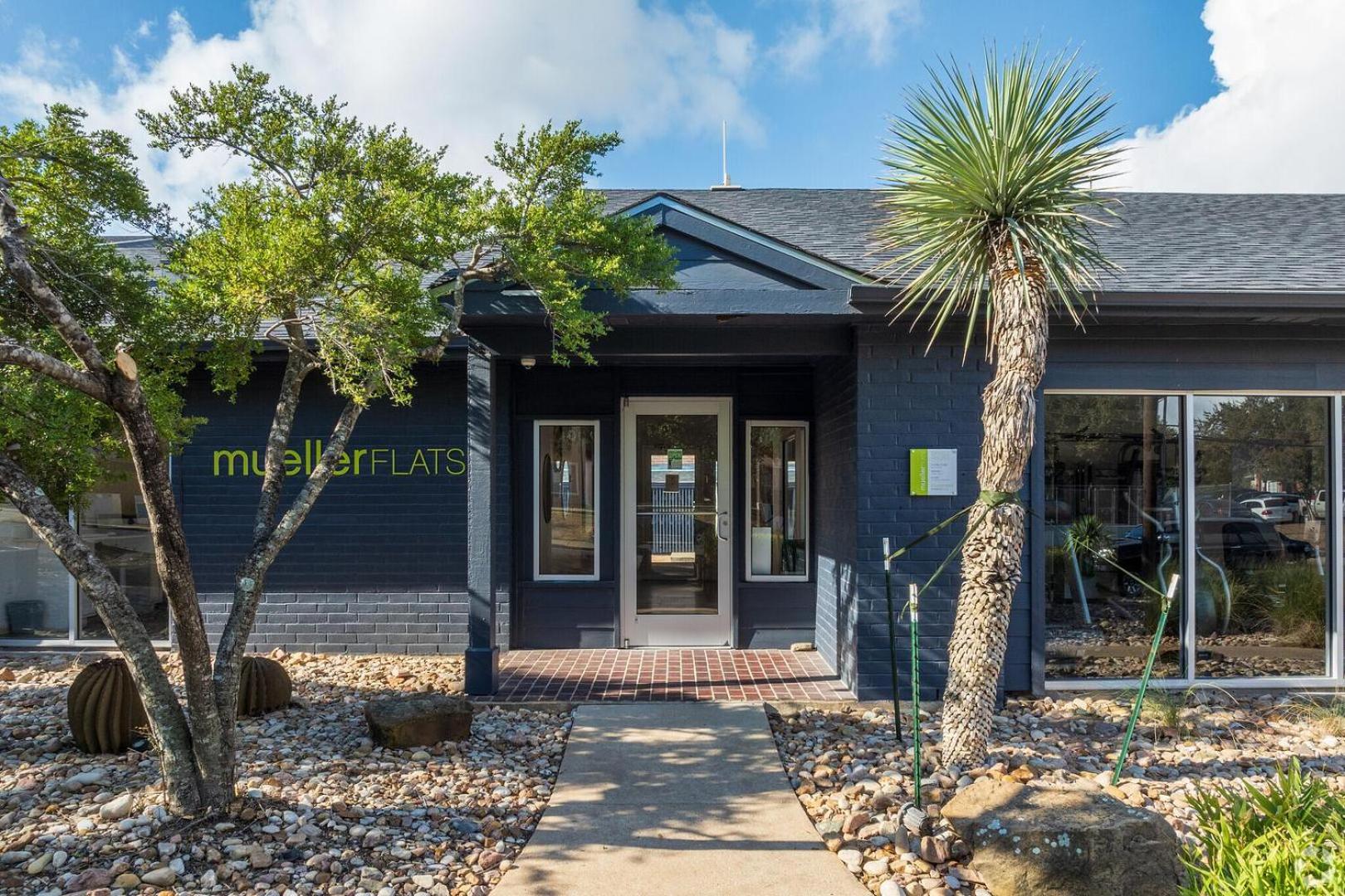 Landing Apartments - Austin