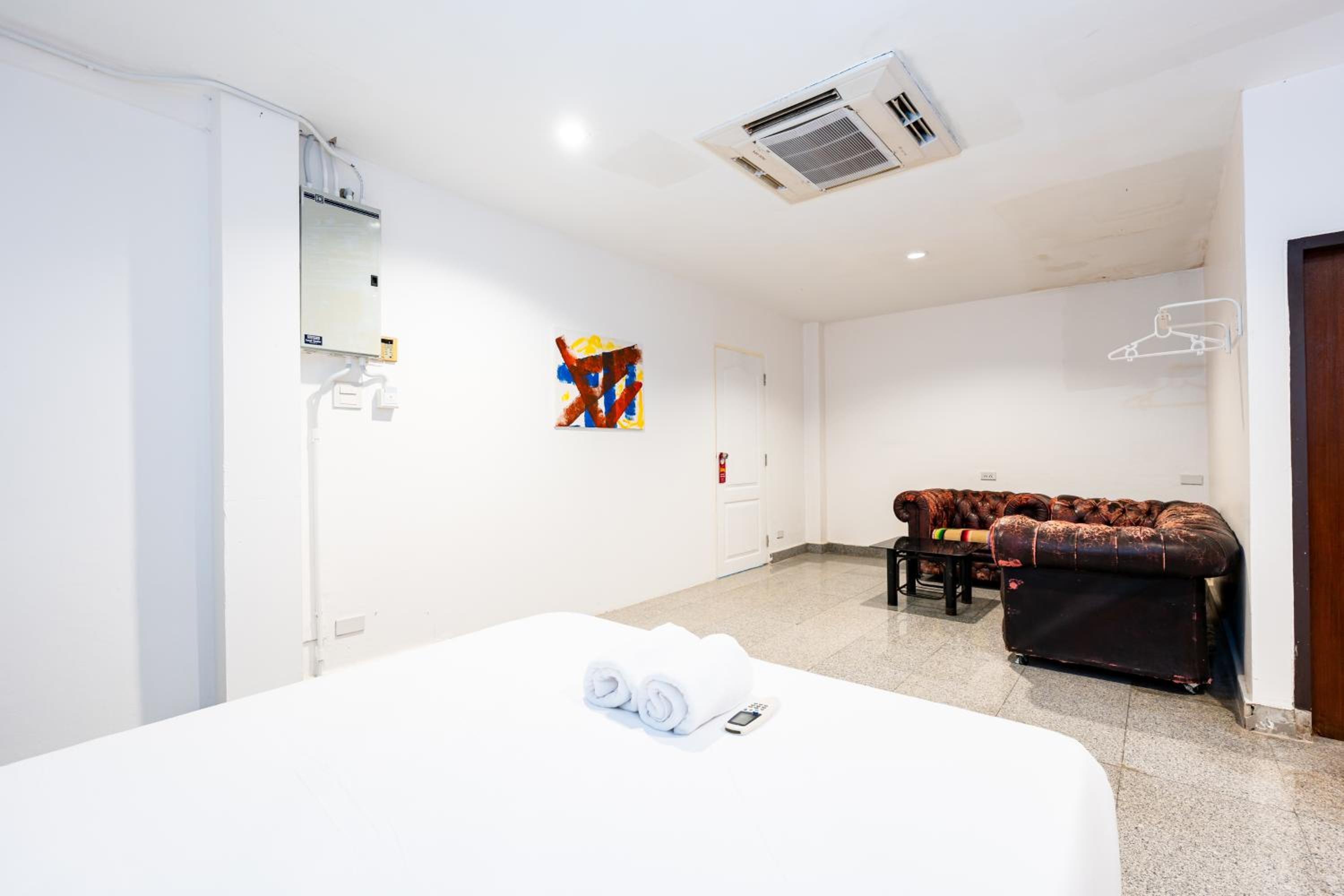 Mitr INN Sukhumvit 2 - BTS Nana มิตร อินน์ สุขุมวิทซอย 2 บีทีเอส นานา