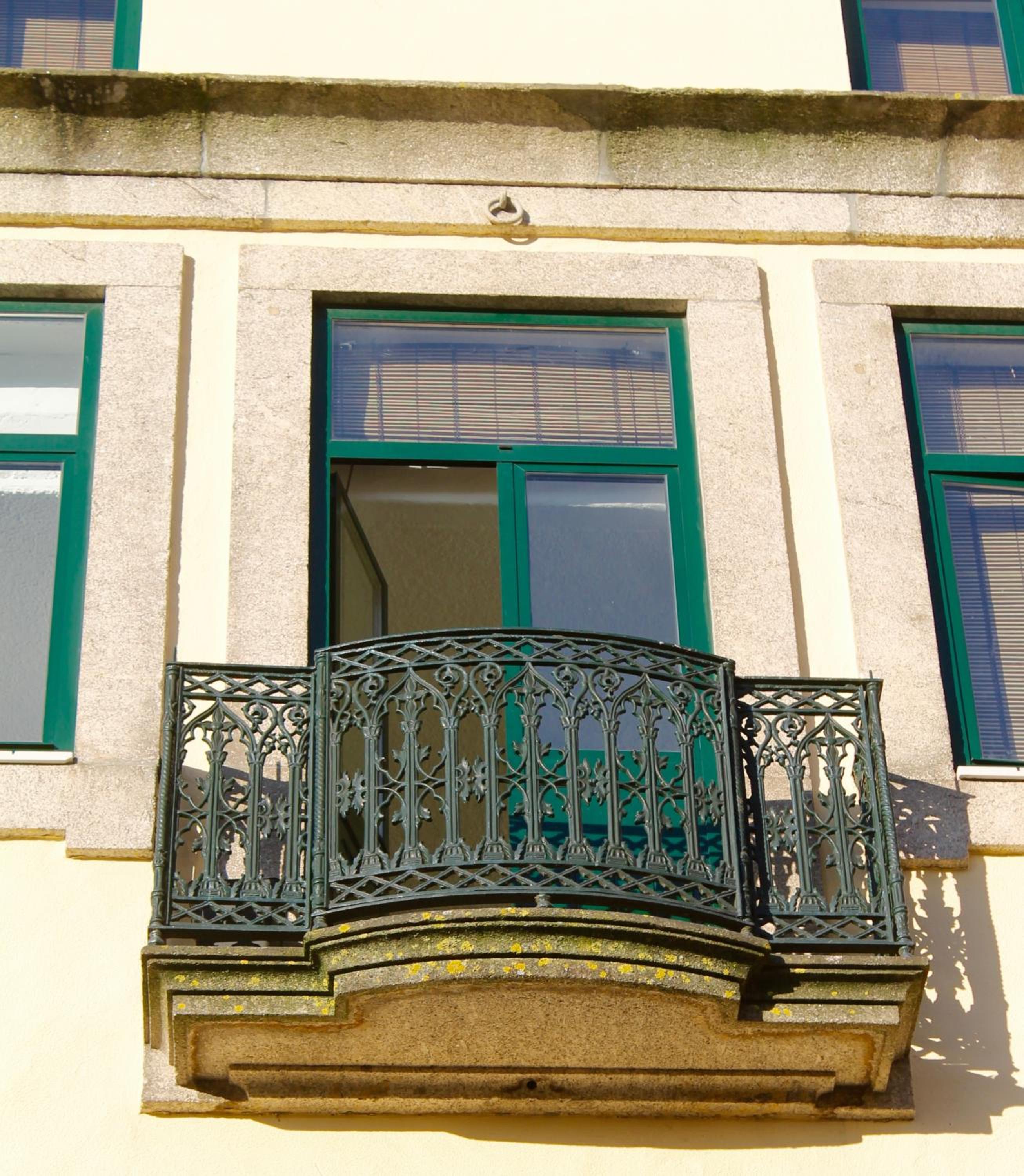 Douro Surf Hostel view 4
