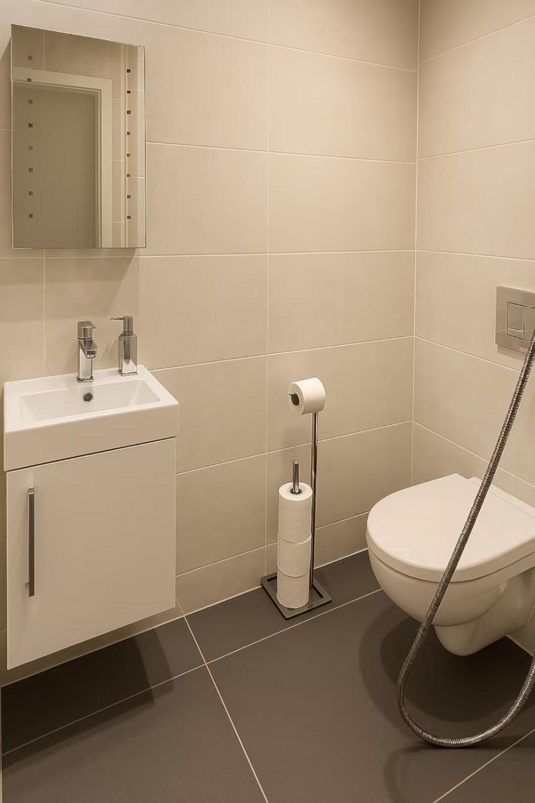Shoreditch 4 bedroom apartment in Brick Lane