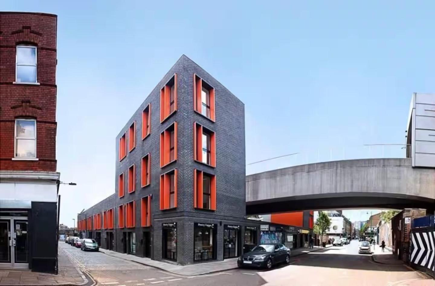 Shoreditch 4 bedroom apartment in Brick Lane