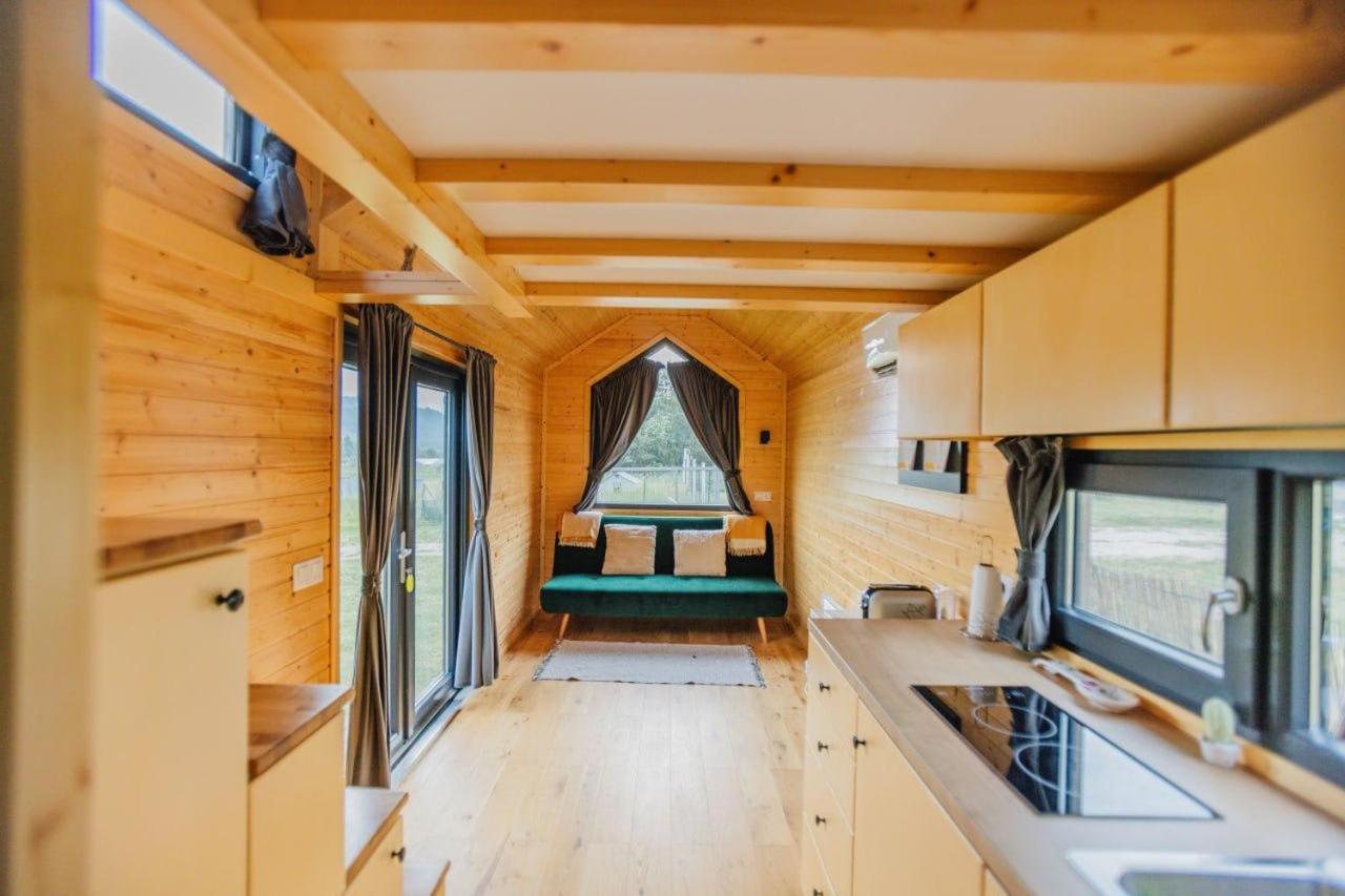 La Casa Errante X by Tiny Away