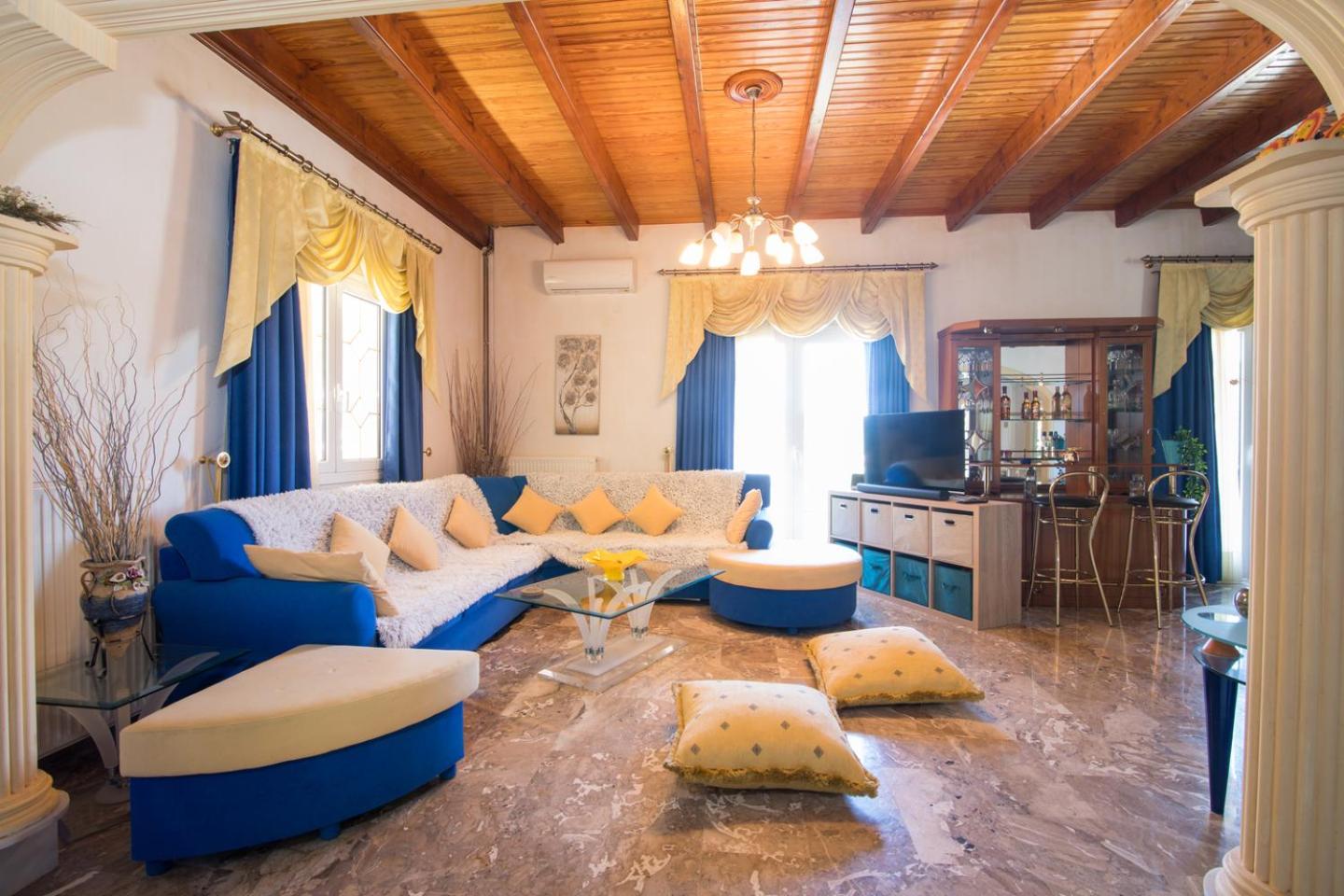 Villa Victoria by CorfuEscapes