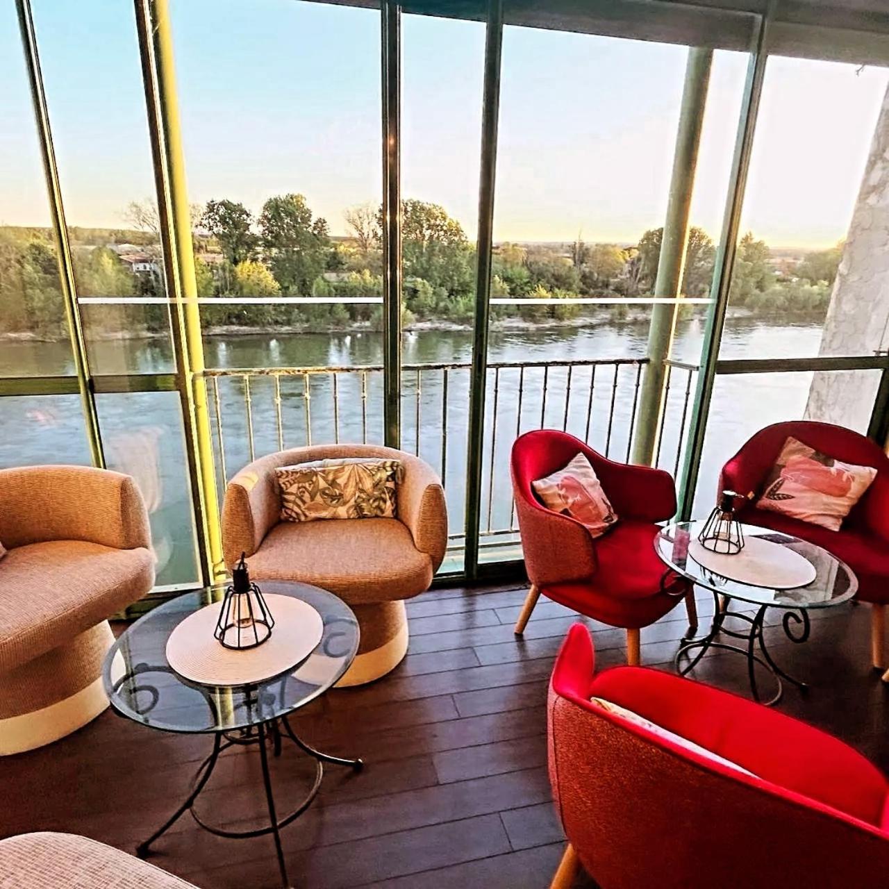 CÔTE GARONNE le BALCON DES DAMES -hôtel et restaurant- Tonneins Fauillet Marmande - panorama sur Garonne-climatisé- accueil vélo- soirée étape- chambre fam, photo 79