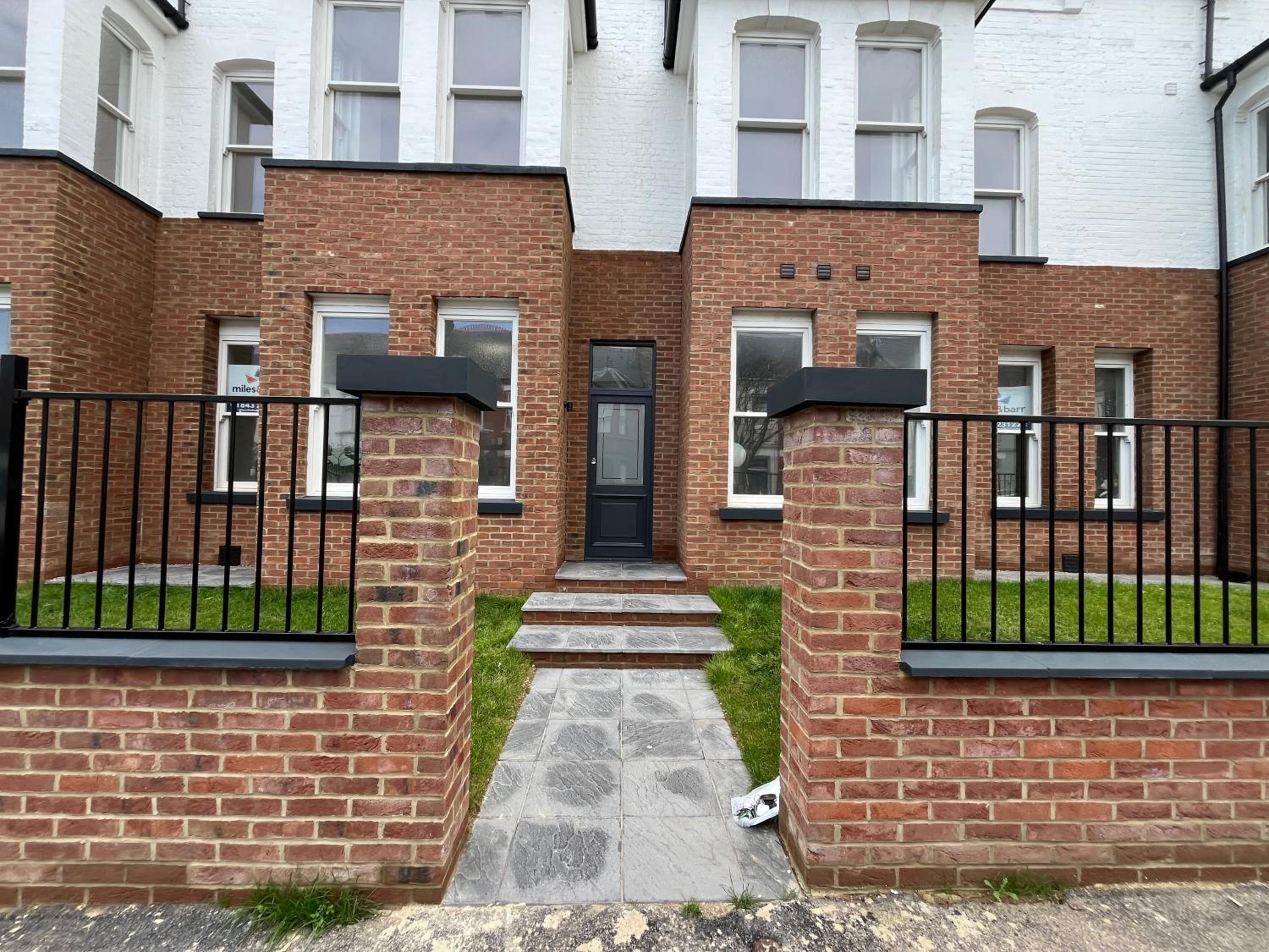 Margate Apartment by The Sea 5 minutes to beach and dreamland