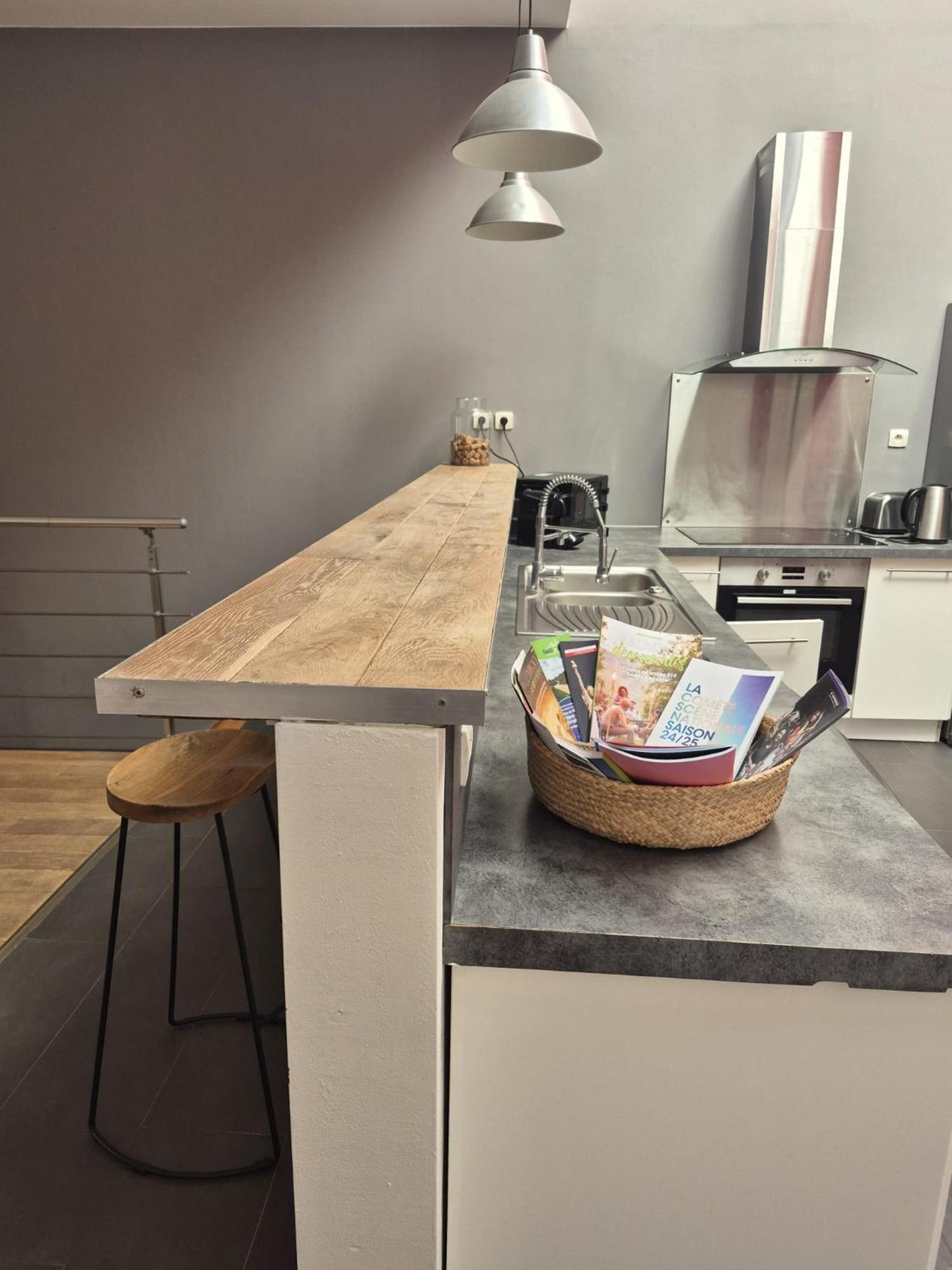 Chic 4 personnes Hypercentre 5 Minutes Avenue De Champagne