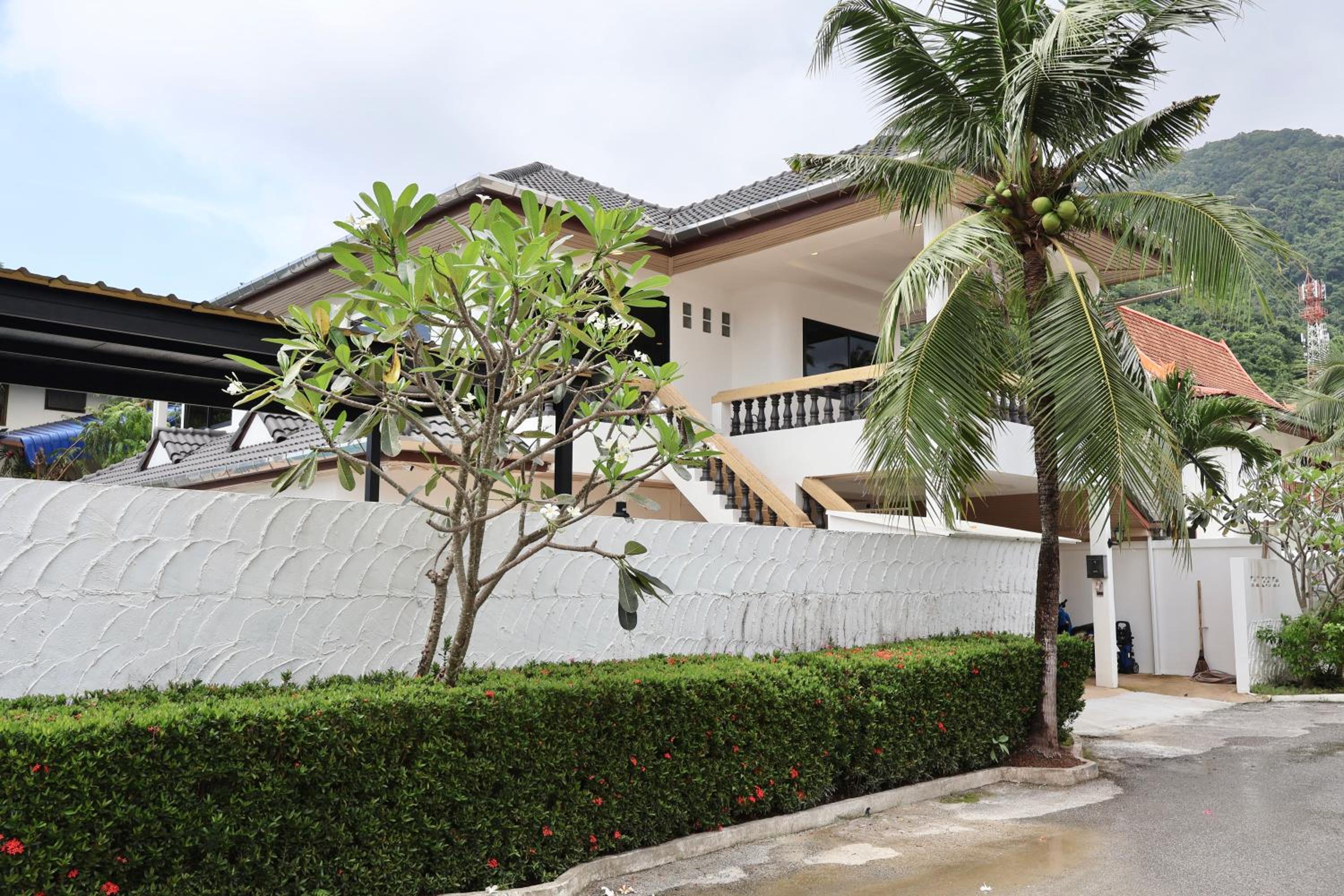 Kamala - Chonlada Holiday Home 2 BR Residence